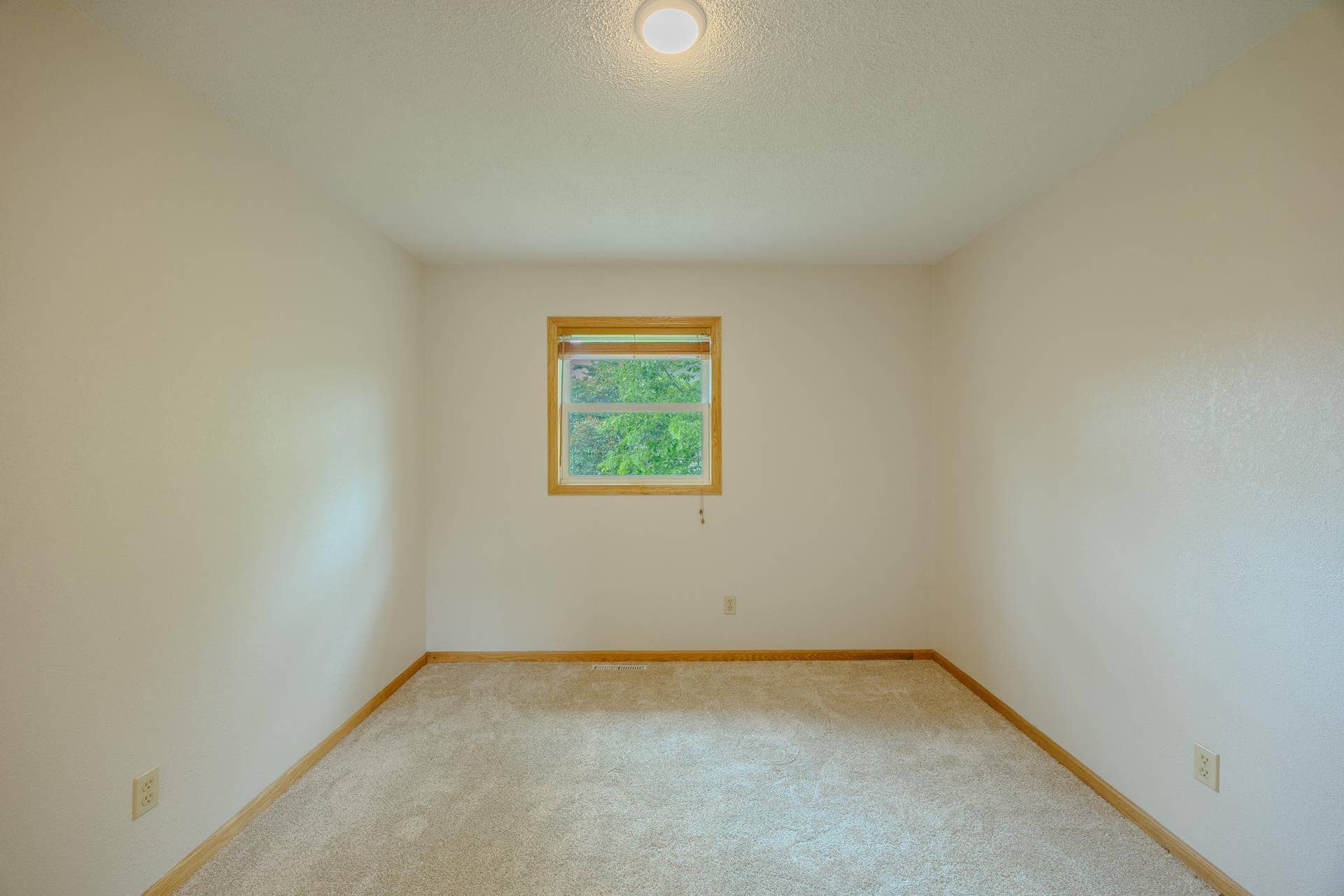 102 Robertson Drive NW, Bemidji, MN 56601 102 Robertson Drive NW, Bemidji, MN 56601