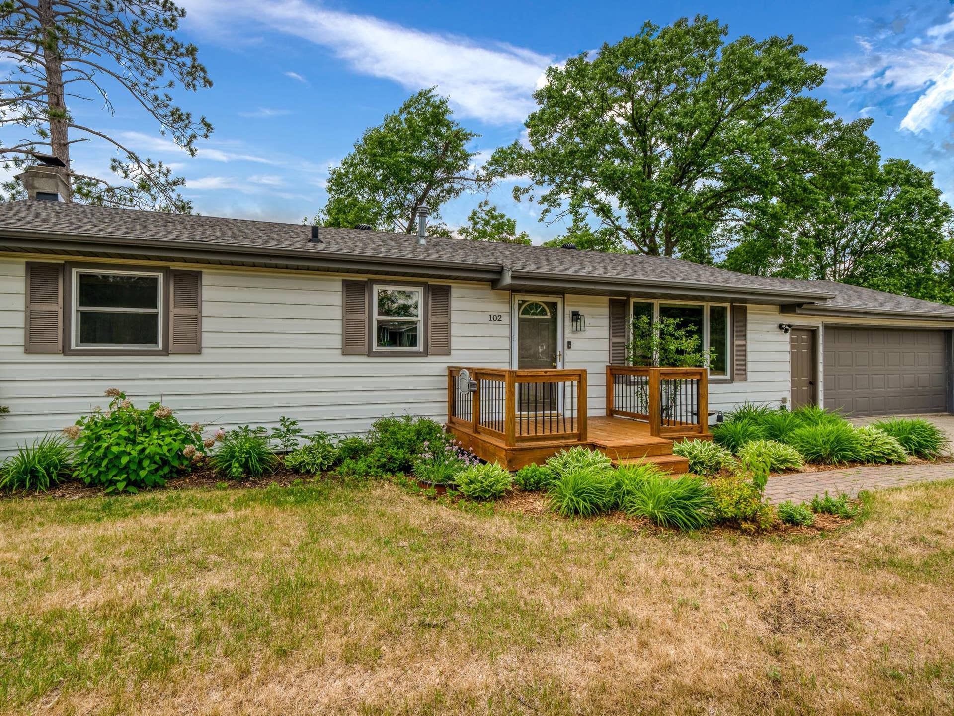 102 Robertson Drive NW, Bemidji, MN 56601 102 Robertson Drive NW, Bemidji, MN 56601