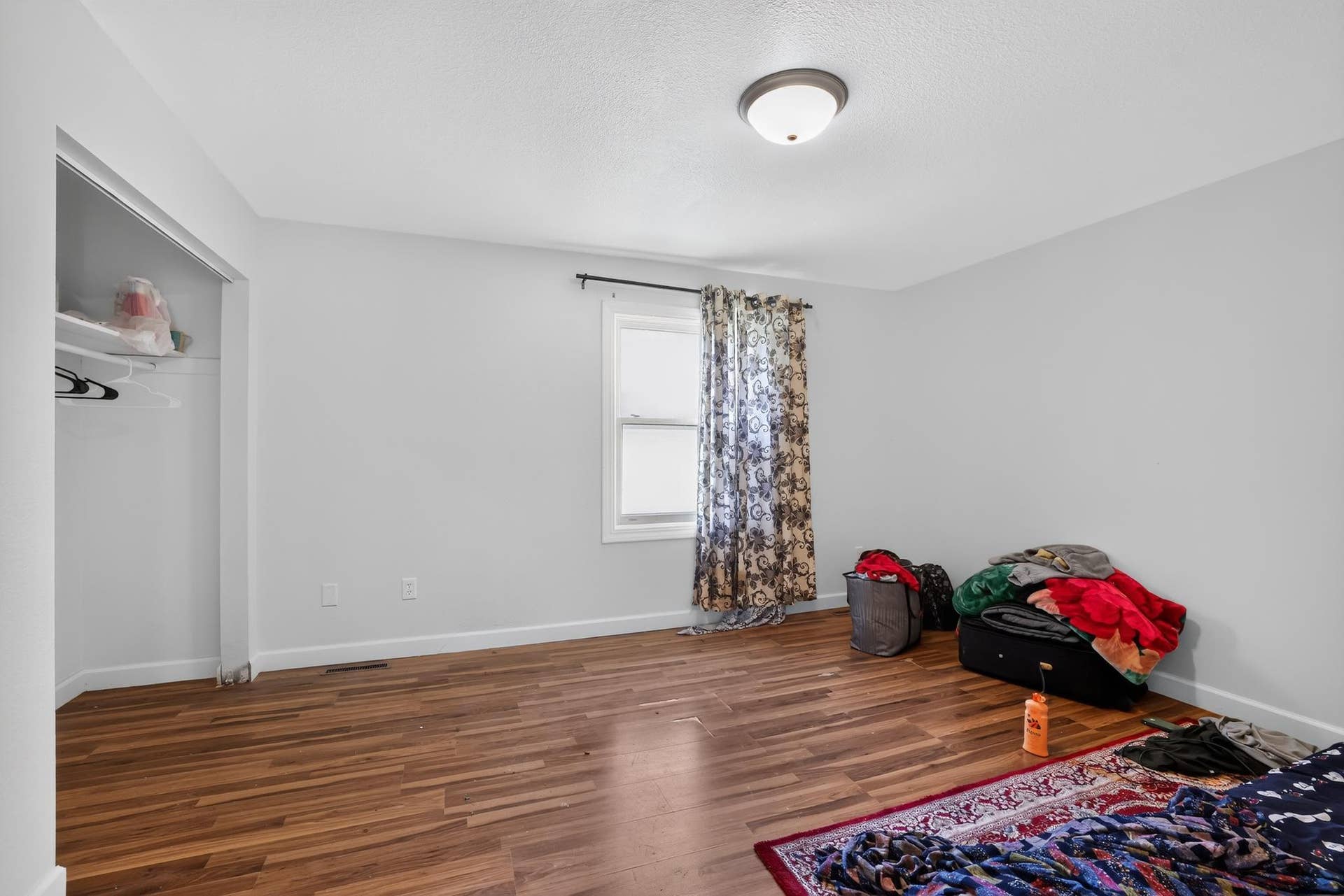 24_2068_48th_St_NW-Bedroom-6523.jpg