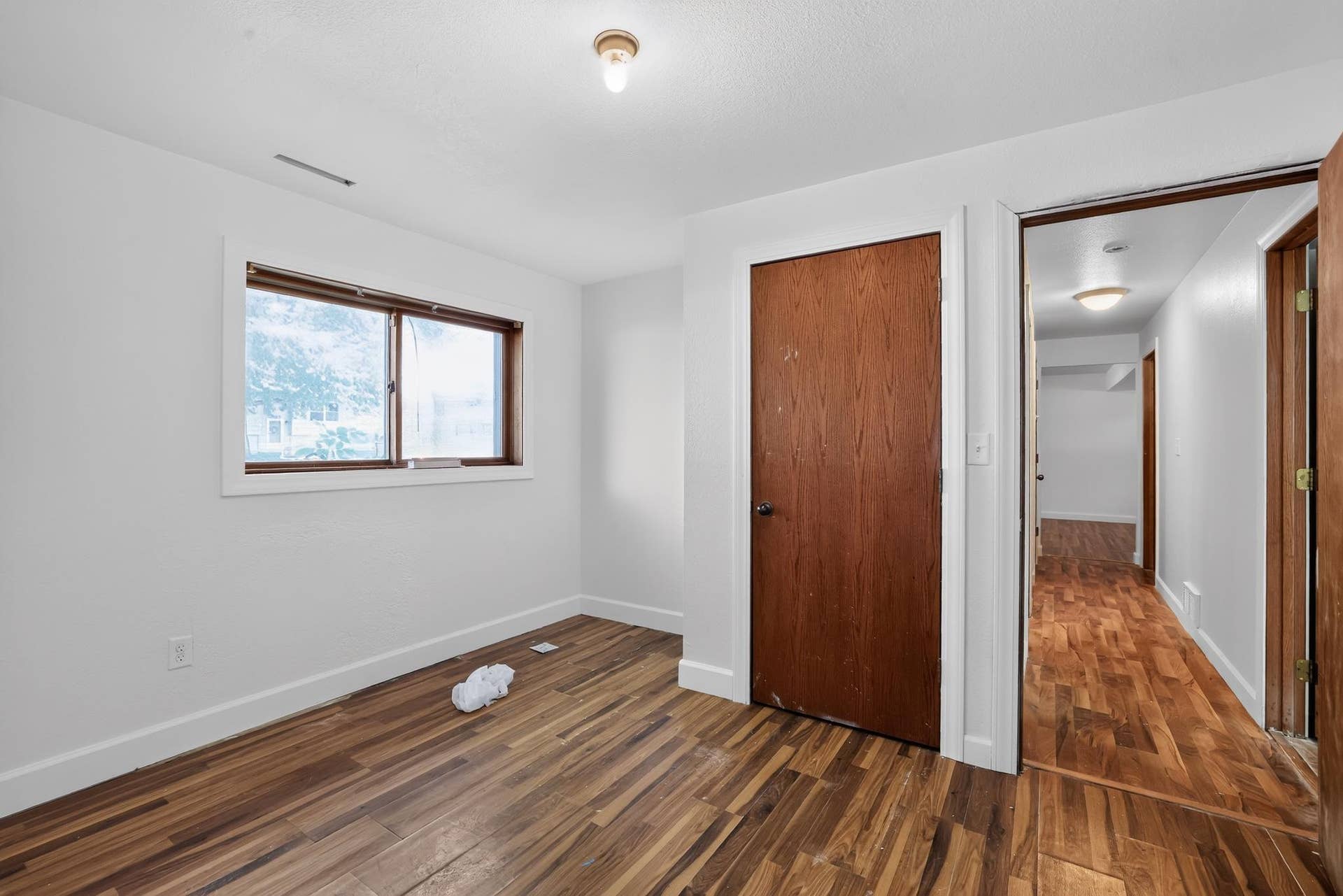 25_2068_48th_St_NW-Bedroom-6638.jpg