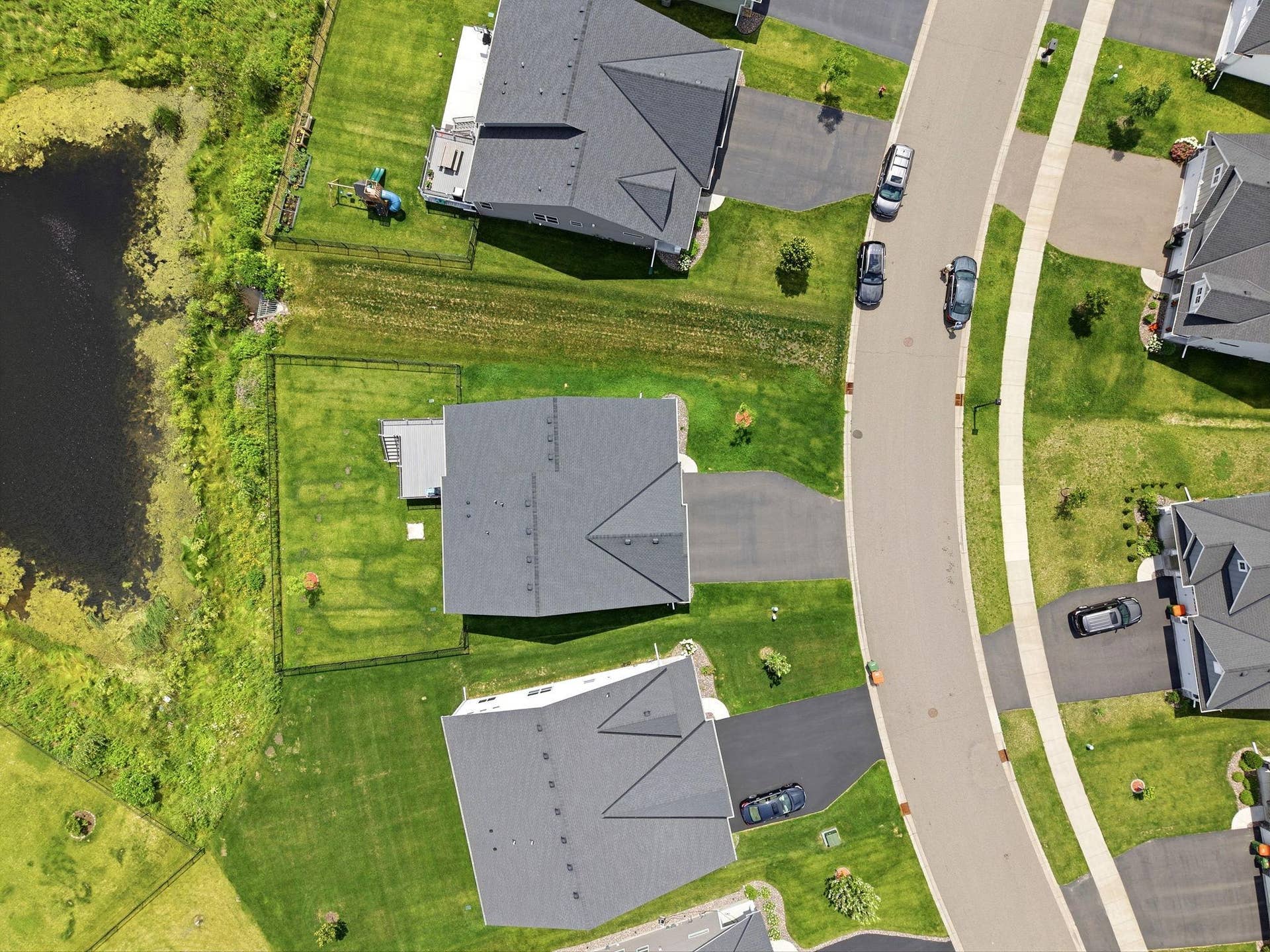 12839 Fraizer Street NE, Blaine, MN 55449 54-web-or-mls-006_DJI_20260630010701_0615_D.jpg