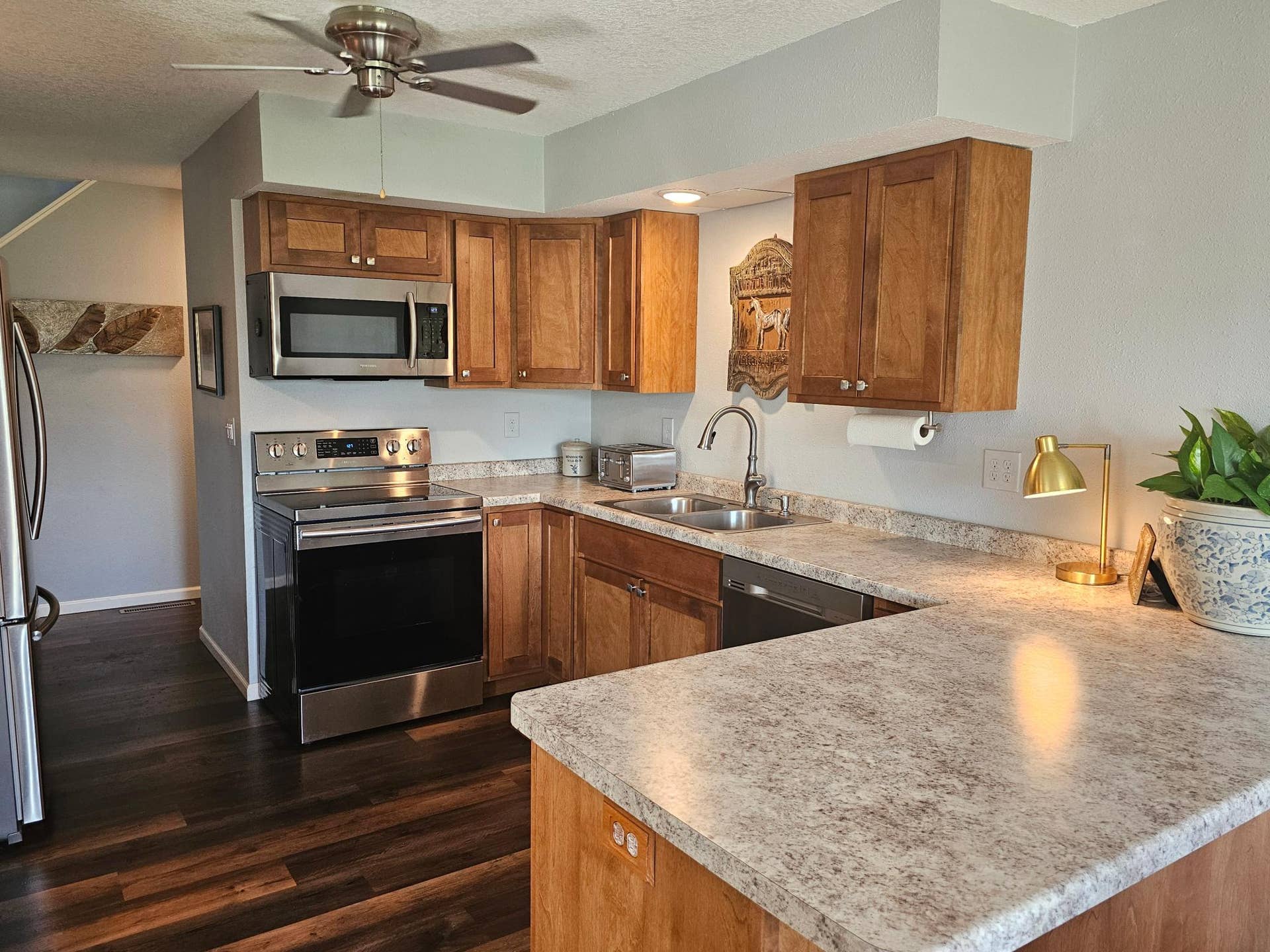 3110 Saint Onge Drive NE, Bemidji, MN 56601 Kitchen.jpg