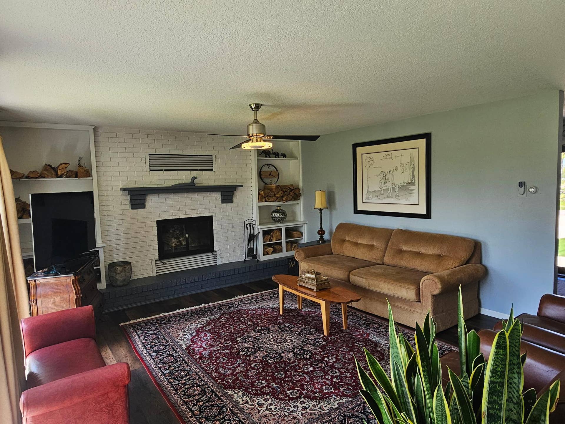 3110 Saint Onge Drive NE, Bemidji, MN 56601 Living Room.jpg