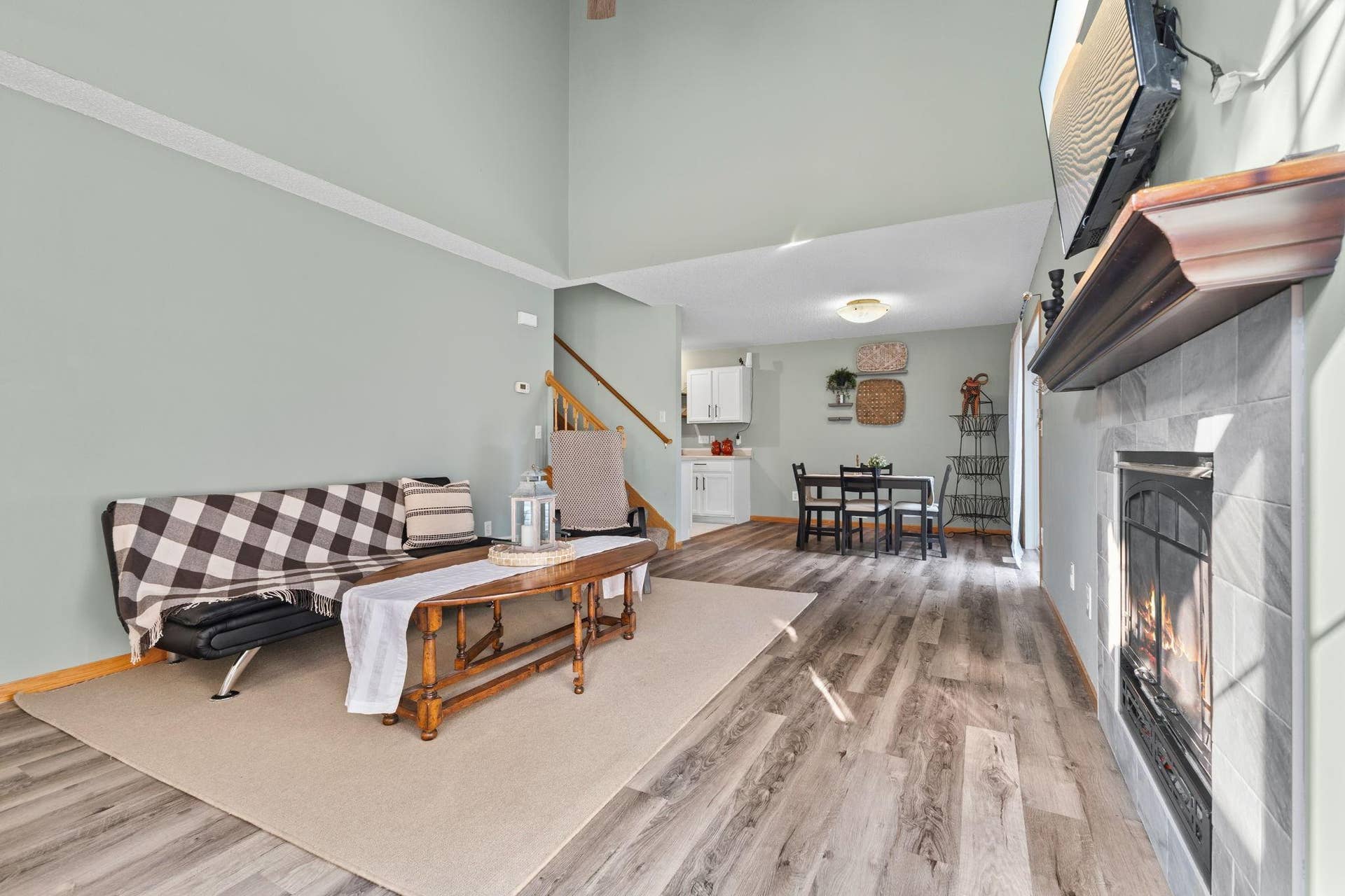 12598 74th Avenue N, Maple Grove, MN 55369 Vivid Spaces_12598 74th Ave N_005.jpg
