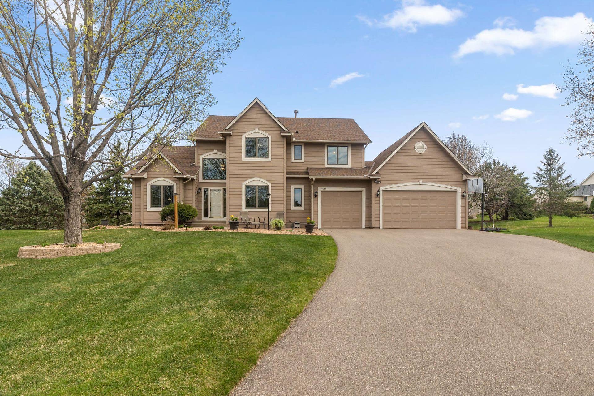 10053 Raleigh Court, Woodbury, MN 55129 1_02.jpg