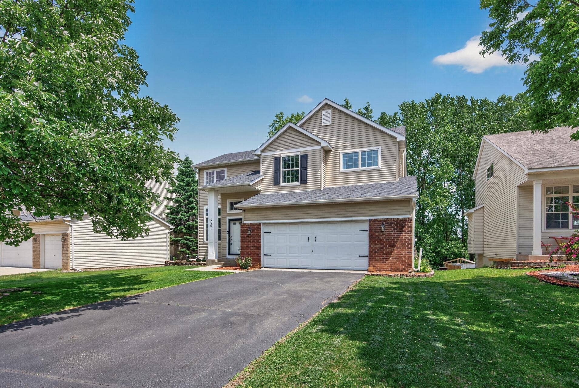 3351 N View Lane, Woodbury, MN 55125 3351 N View Lane, Woodbury, MN 55125