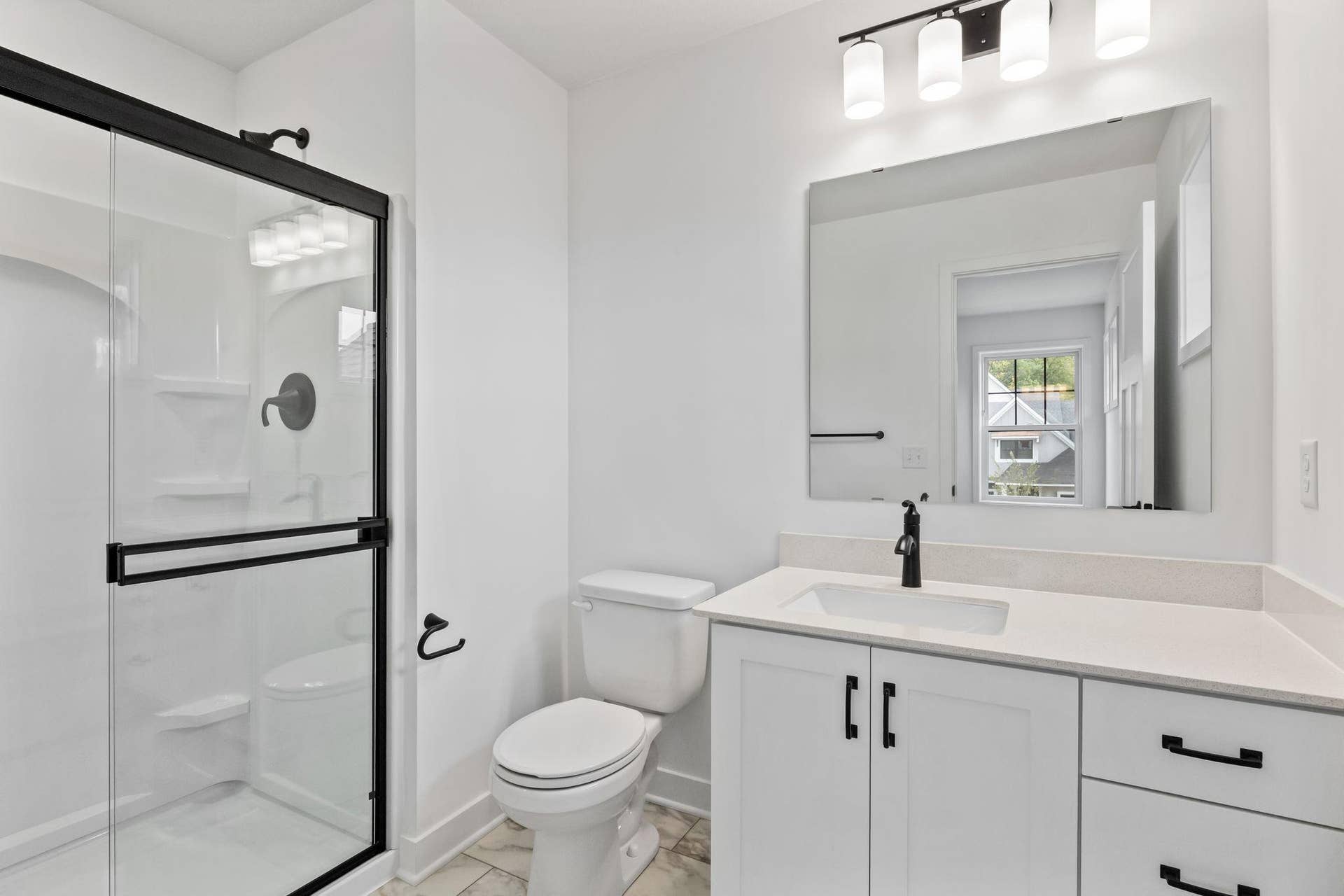 11168 Masters Street N, Lake Elmo, MN 55042 3_MIN_RoyalClub_Pic_Charlotte_QMI_HS22145546101_Bathroom_2of2_F2.jpg
