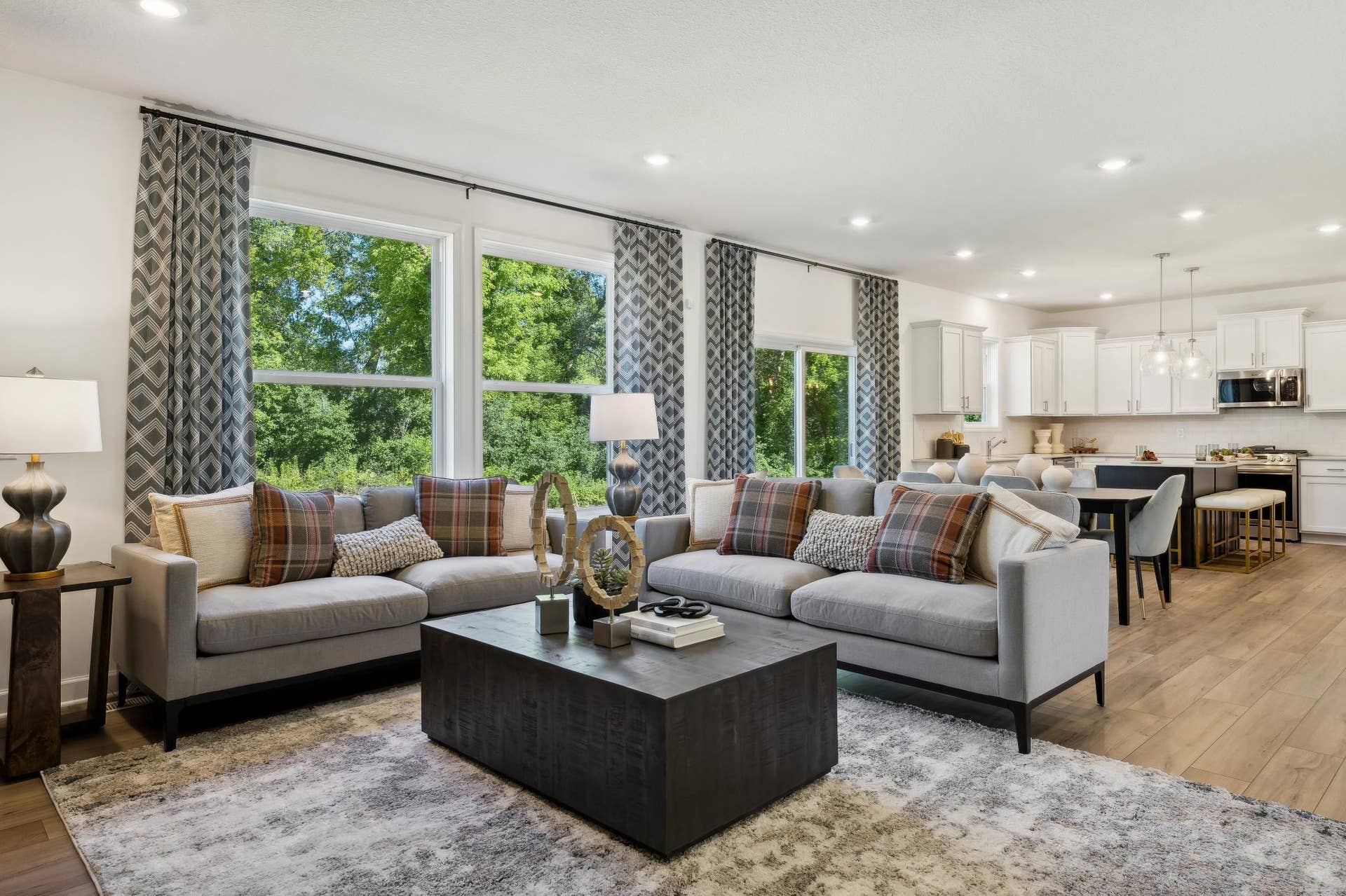 4024 Heath Avenue N, Oakdale, MN 55128 MIN_Discovery_Willowbrooke_PIC_Lewis_Great_2of5_F1.jpg