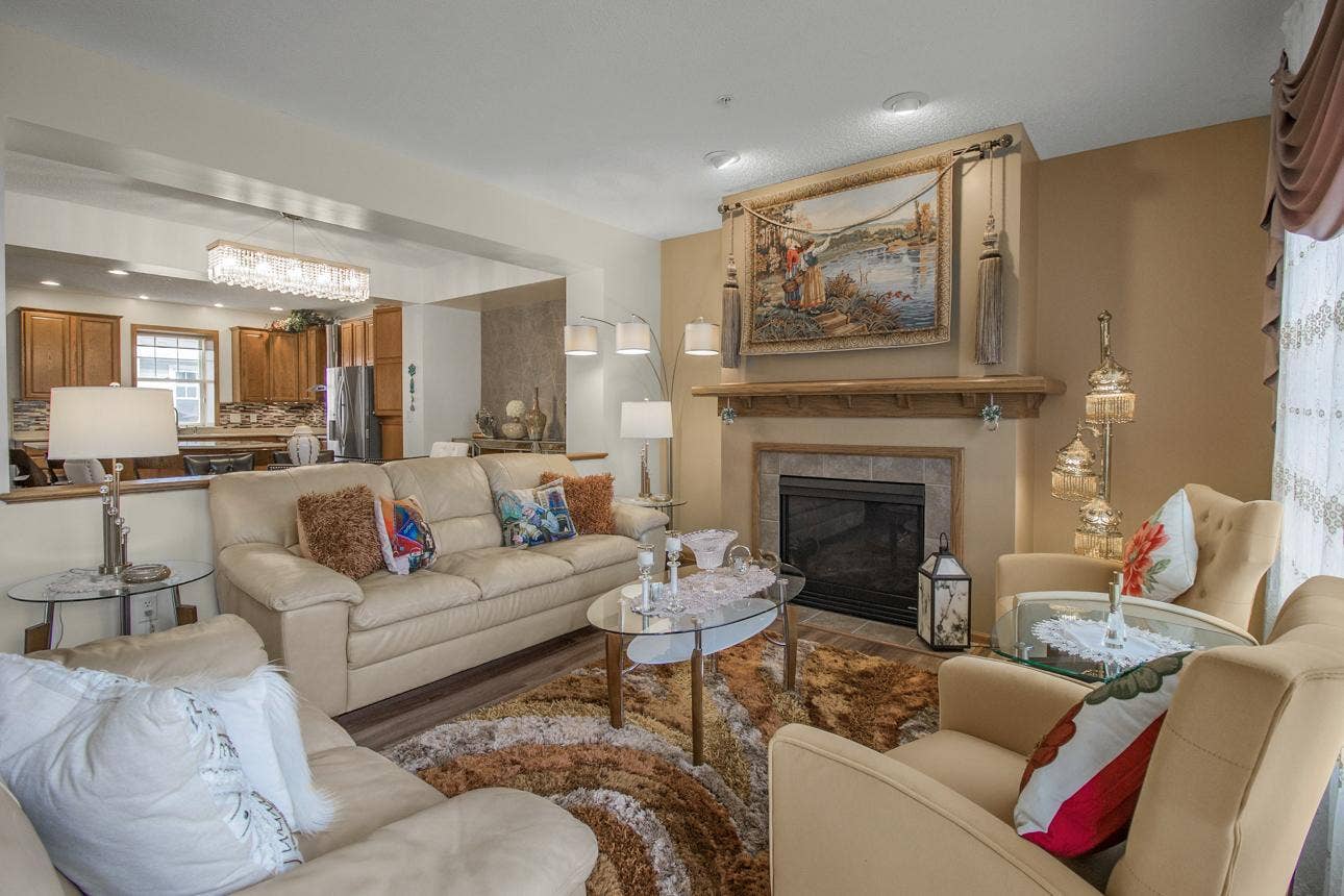 1691 Village Trail E, #7, Maplewood, MN 55109 1691 Village Trail E, #7, Maplewood, MN 55109