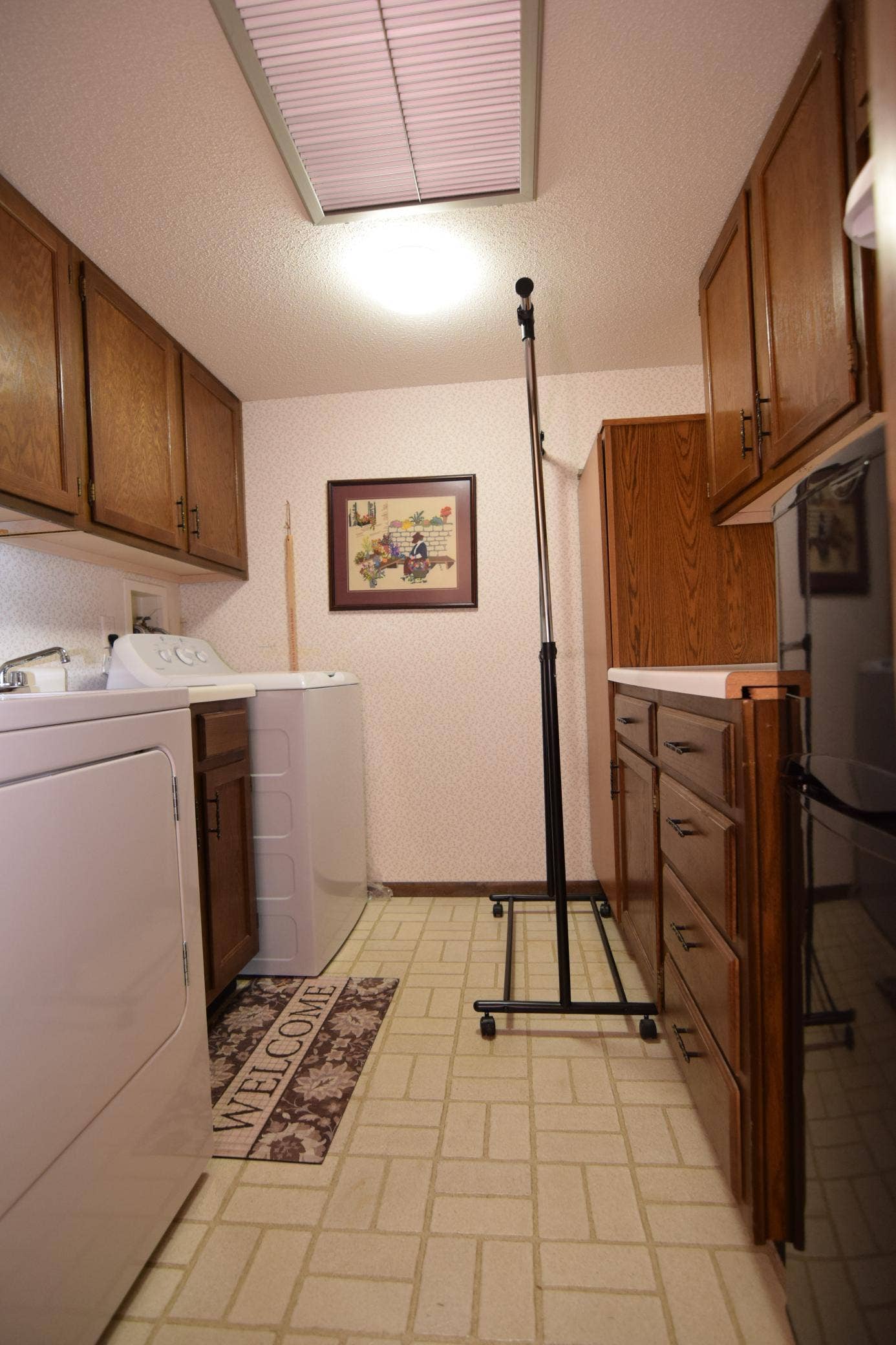 9600 Portland Avenue S, #205, Bloomington, MN 55420 DSC_0101.JPG