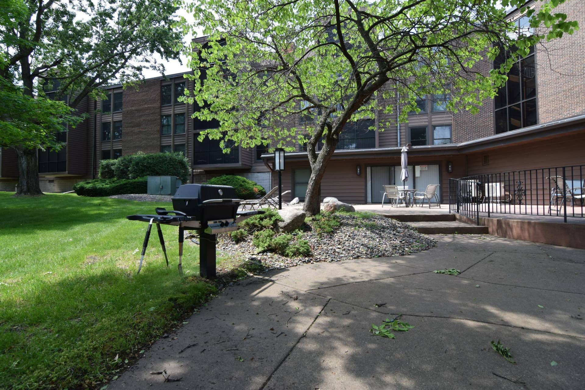 9600 Portland Avenue S, #205, Bloomington, MN 55420 DSC_0131.JPG