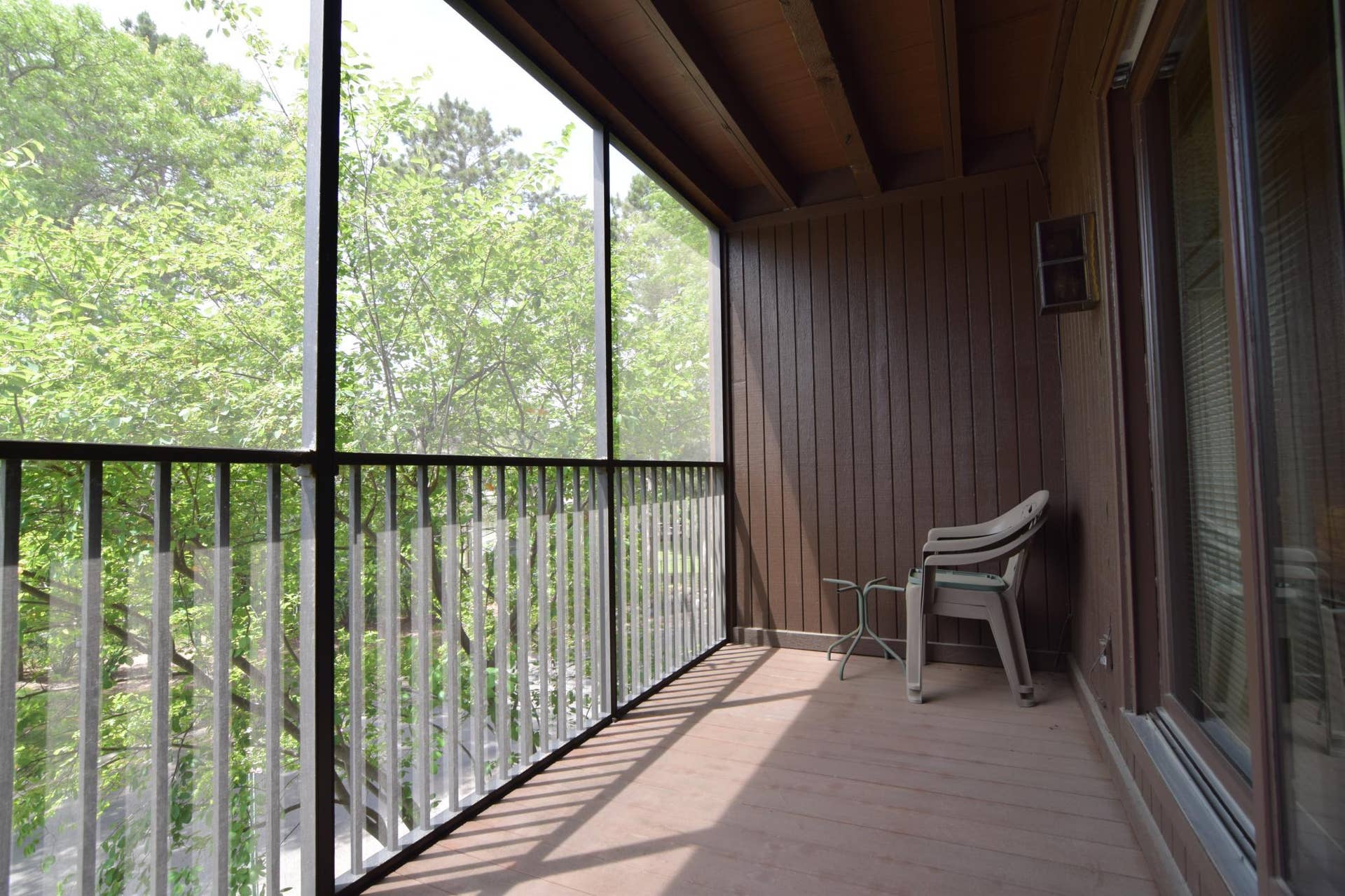 9600 Portland Avenue S, #205, Bloomington, MN 55420 DSC_0102.JPG