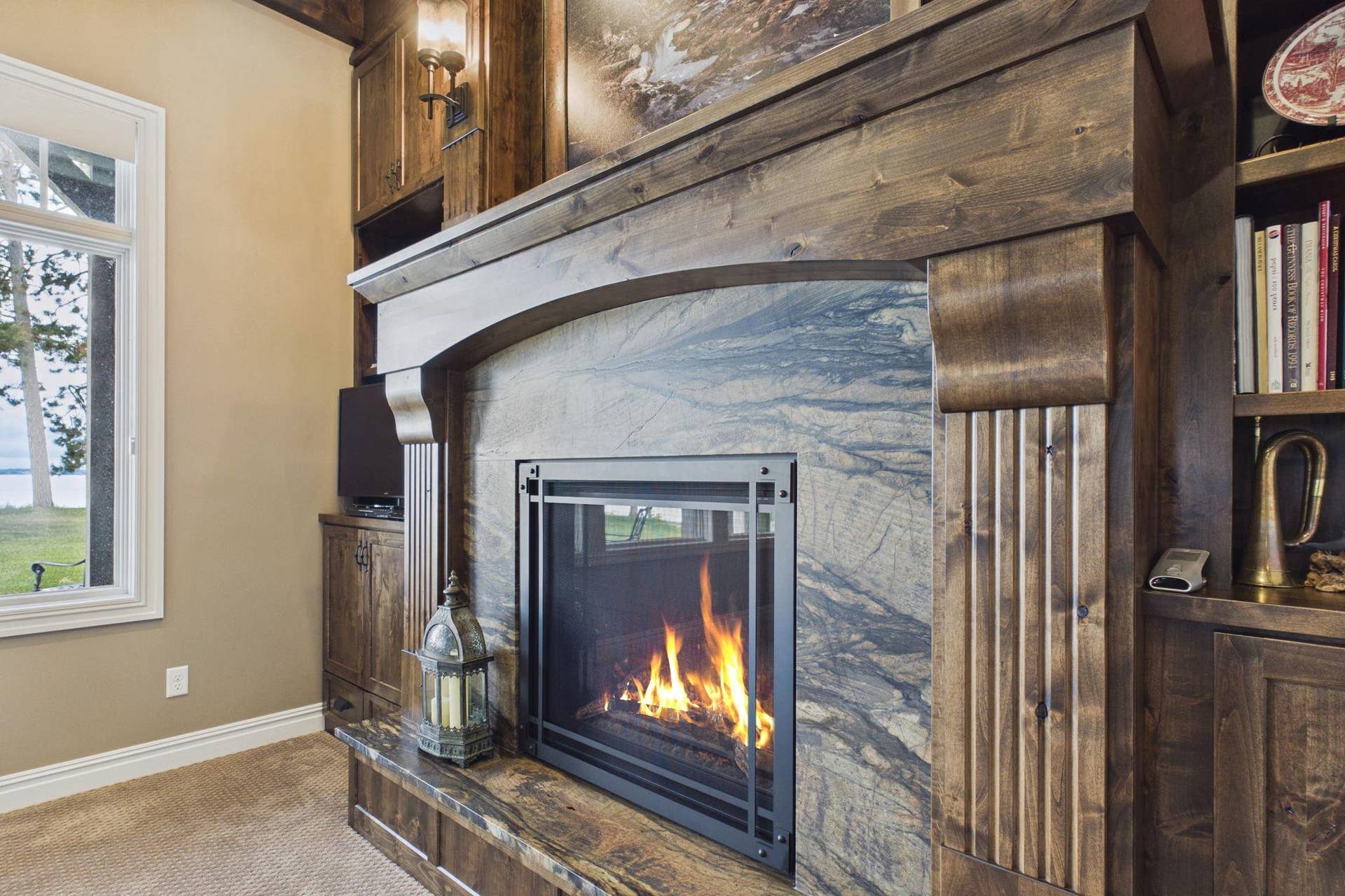 5625 Lavinia Road NE, Bemidji, MN 56601 Gas fireplace