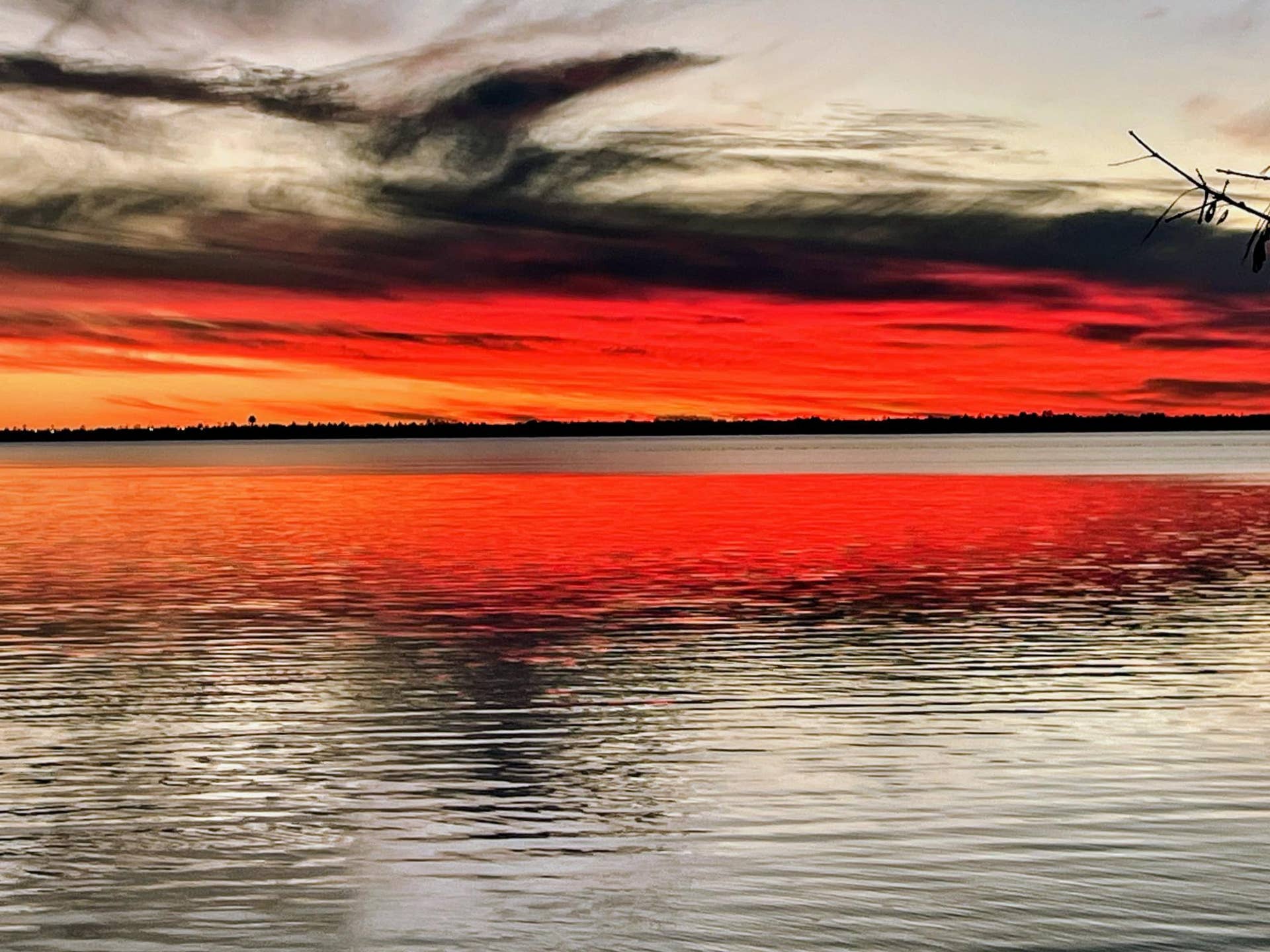 5625 Lavinia Road NE, Bemidji, MN 56601 Gorgeous sunsets