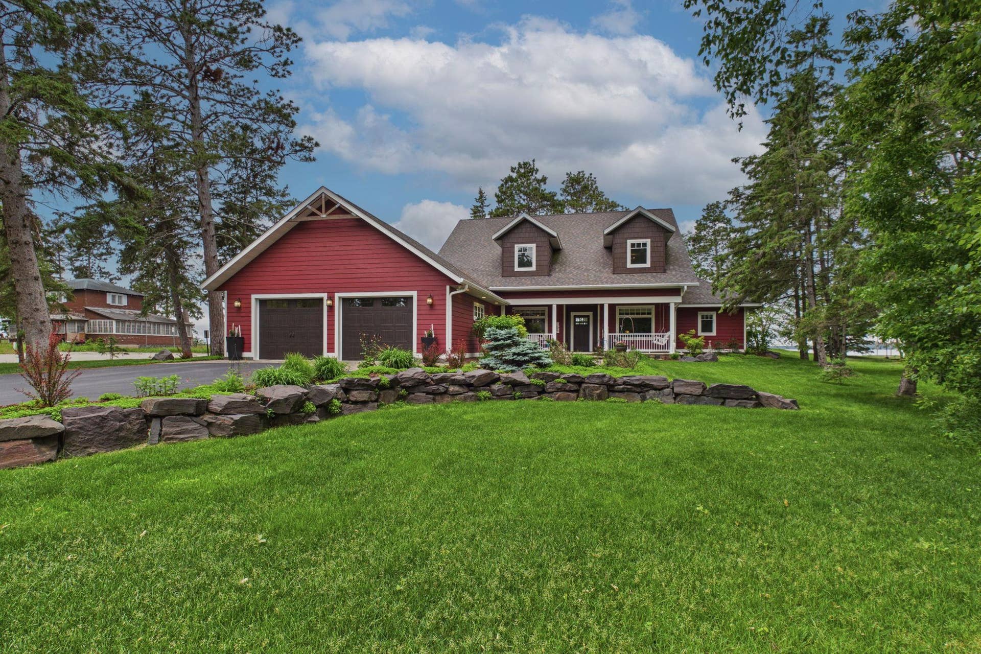 5625 Lavinia Road NE, Bemidji, MN 56601 Beautiful landscaping