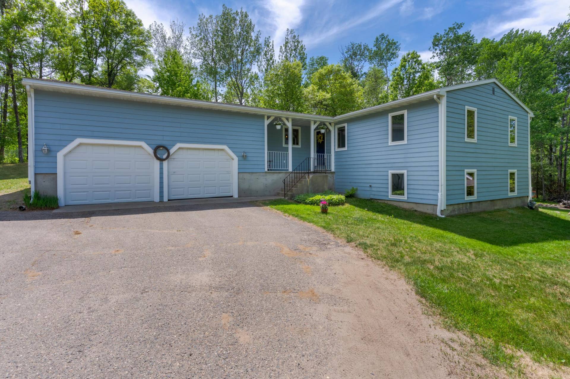 812 Spruce Grove Lane NW, Bemidji, MN 56601 House & Attached Garage.jpeg