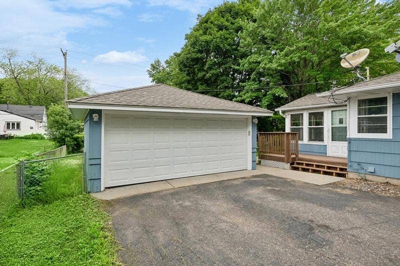 7520 Thomas Avenue S, Richfield, MN 55423 7520 Thomas Avenue South - Spacecrafting - 0037.jpg