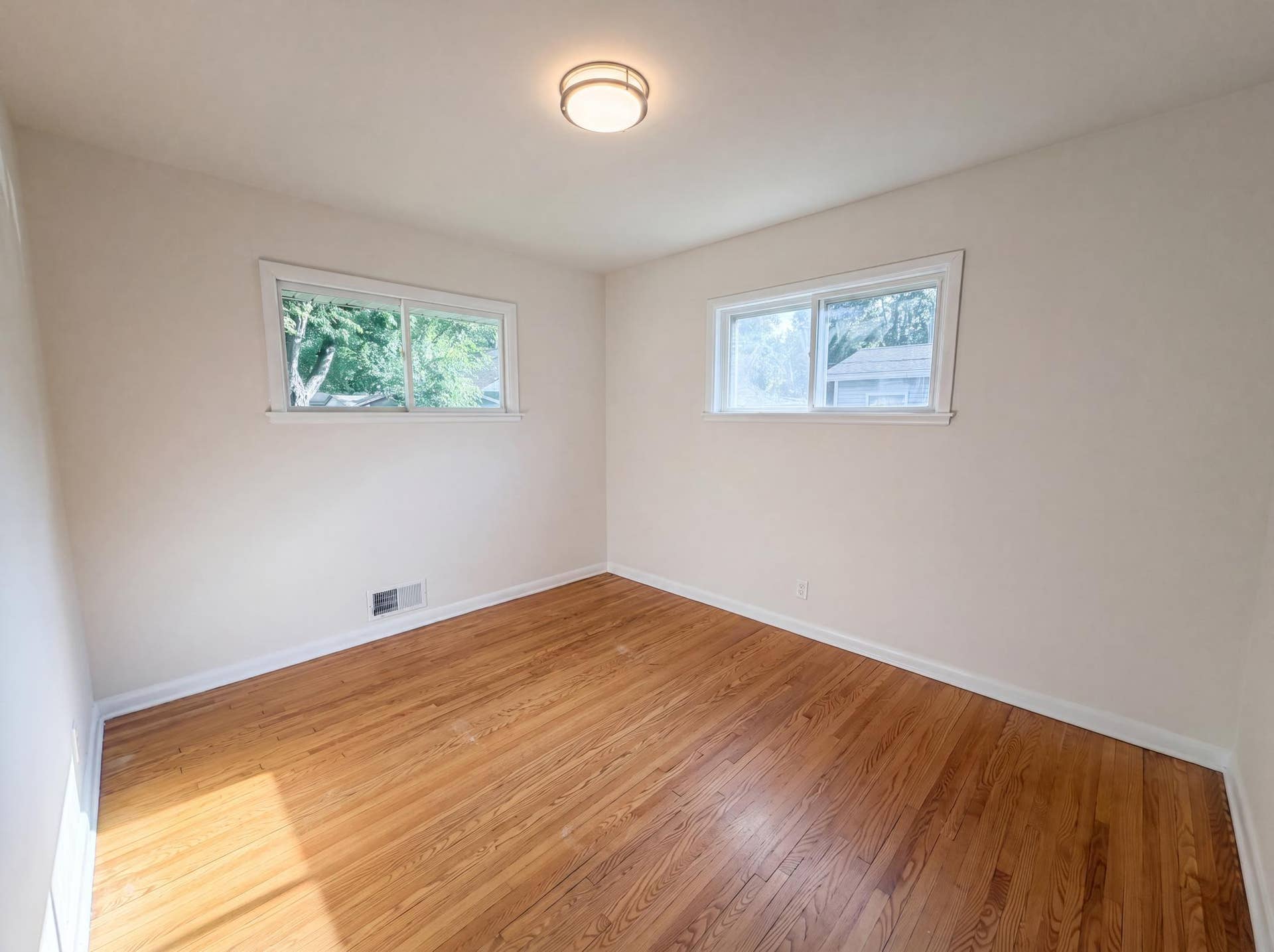 2128 Ronald Avenue, White Bear Lake, MN 55110 listing_11.jpg