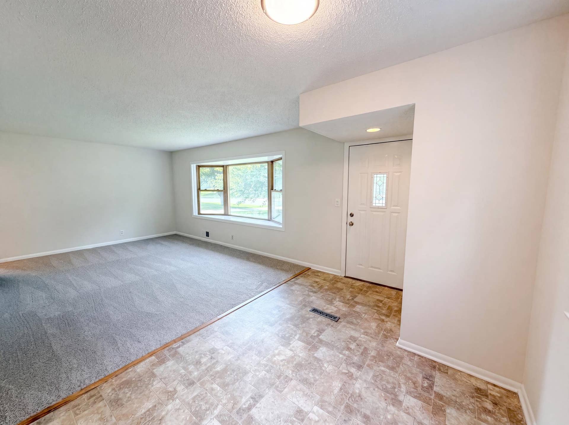 2128 Ronald Avenue, White Bear Lake, MN 55110 listing_5.jpg