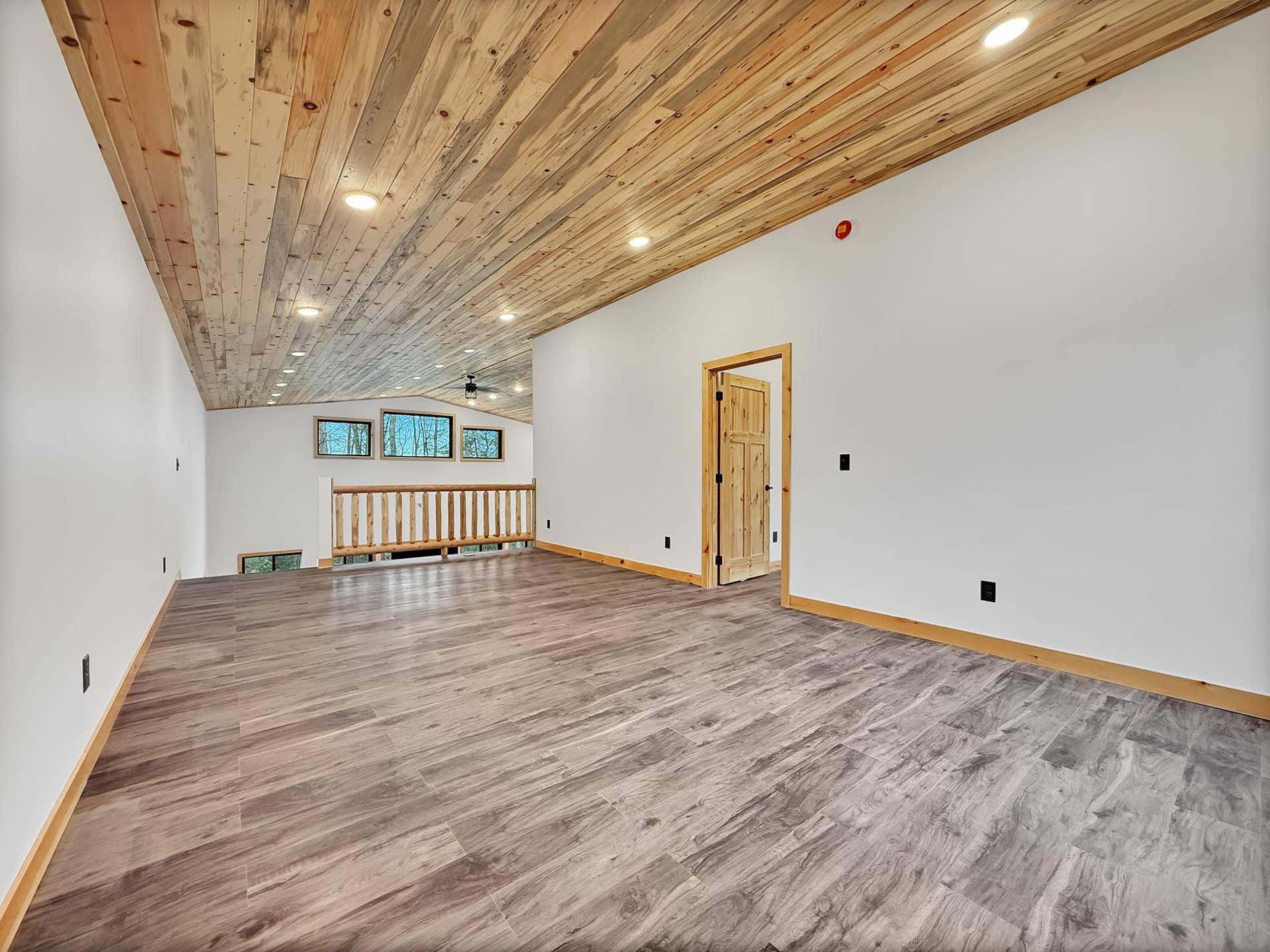15215 Werner Road NW, Bemidji, MN 56601 Loft