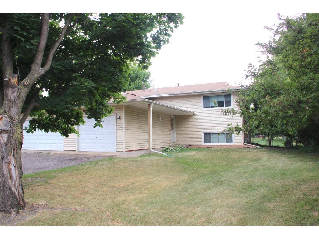 7217 Zane Avenue N, Brooklyn Park, MN 55429 7217 Zane Front Photo.jpeg