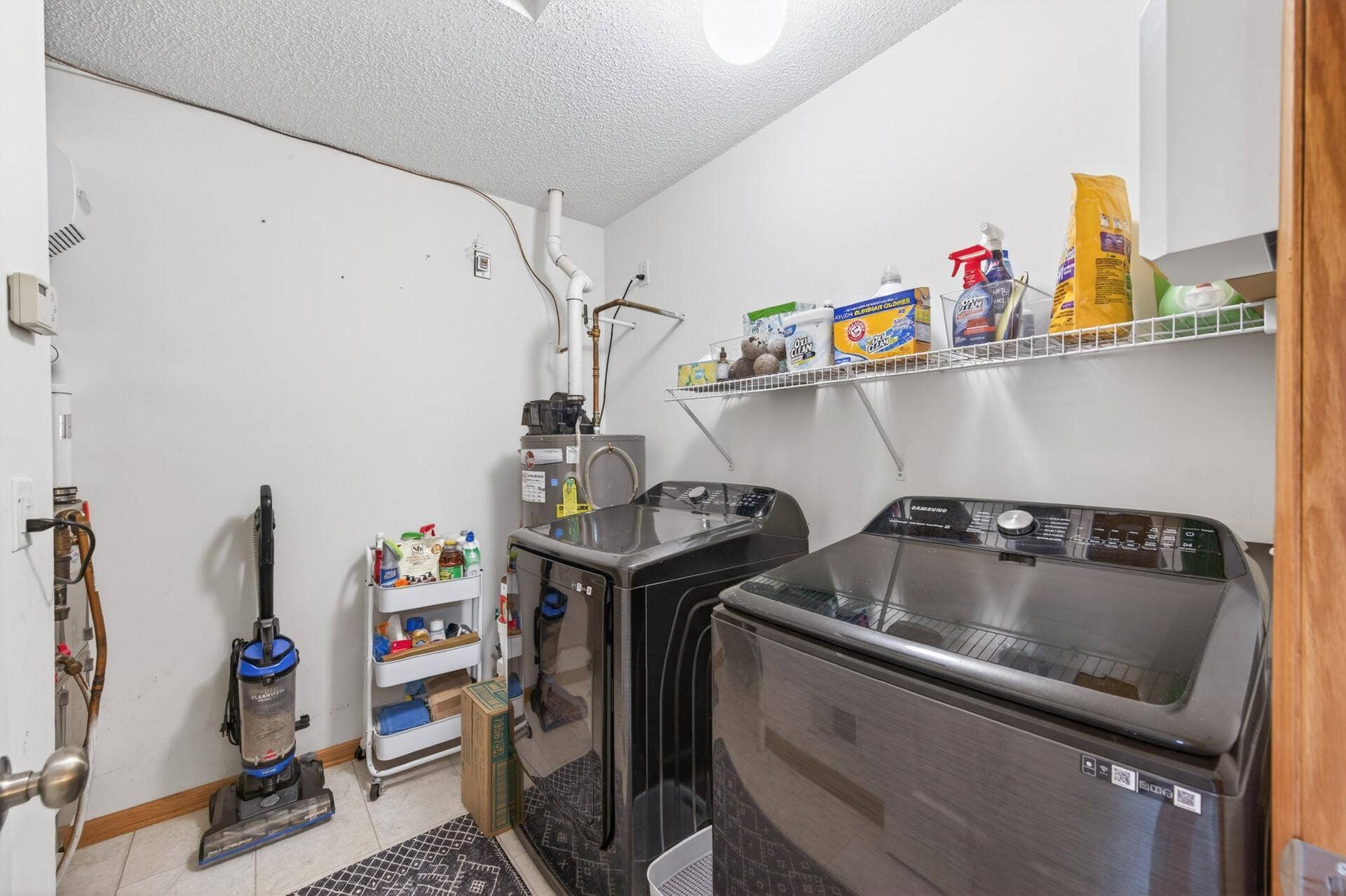7606 11th Street N, Oakdale, MN 55128 Upper laundry/utility room