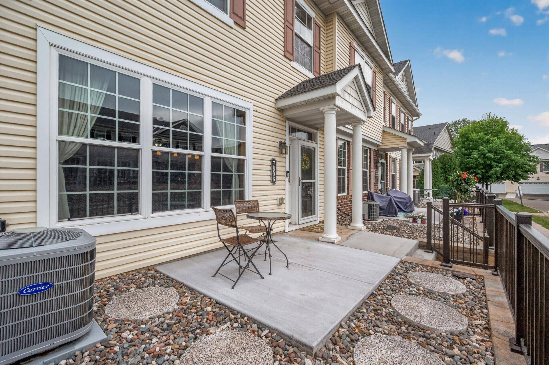 7606 11th Street N, Oakdale, MN 55128 Front patio