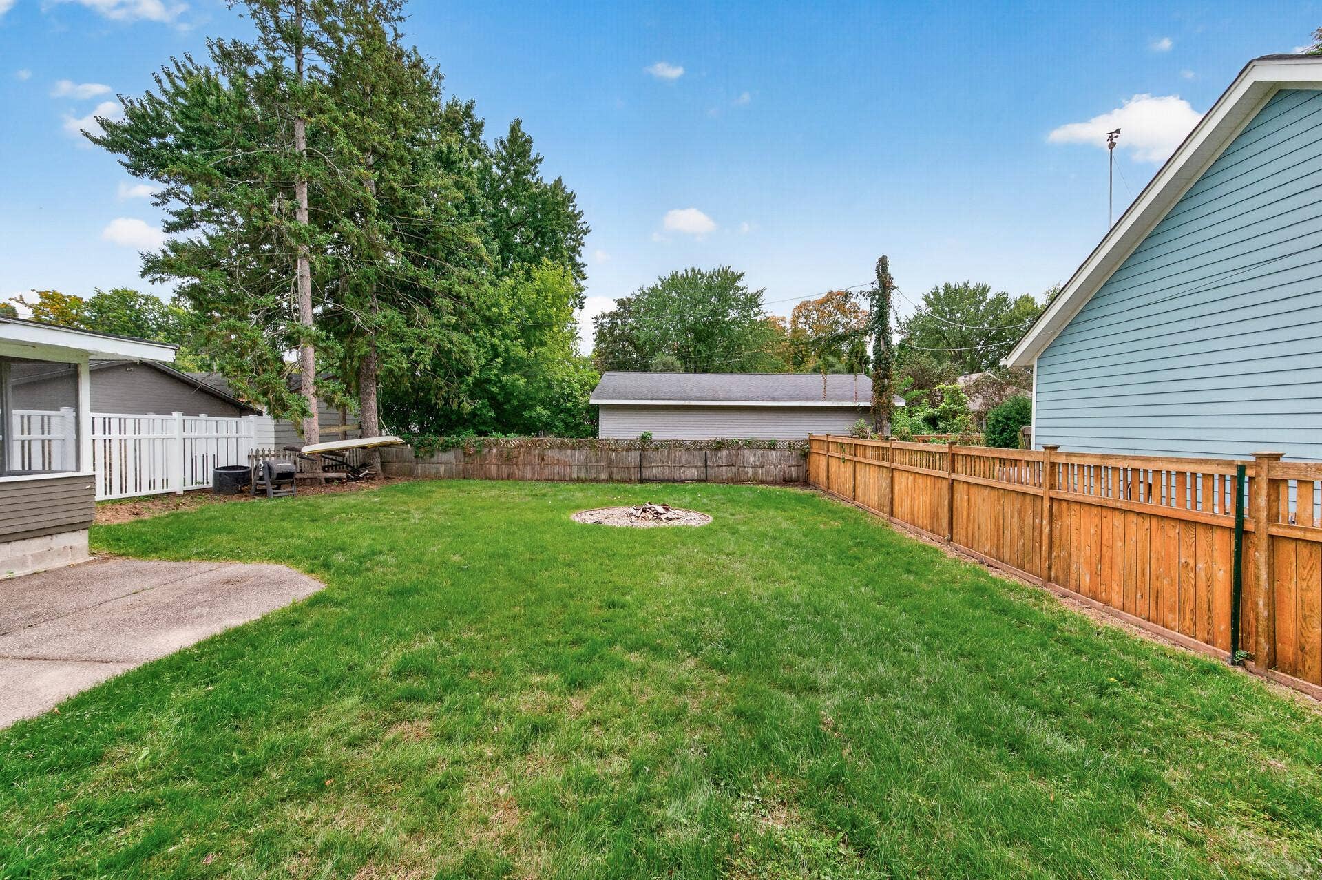 2304 6th Street, White Bear Lake, MN 55110 28_2304_6th28_mls.jpg