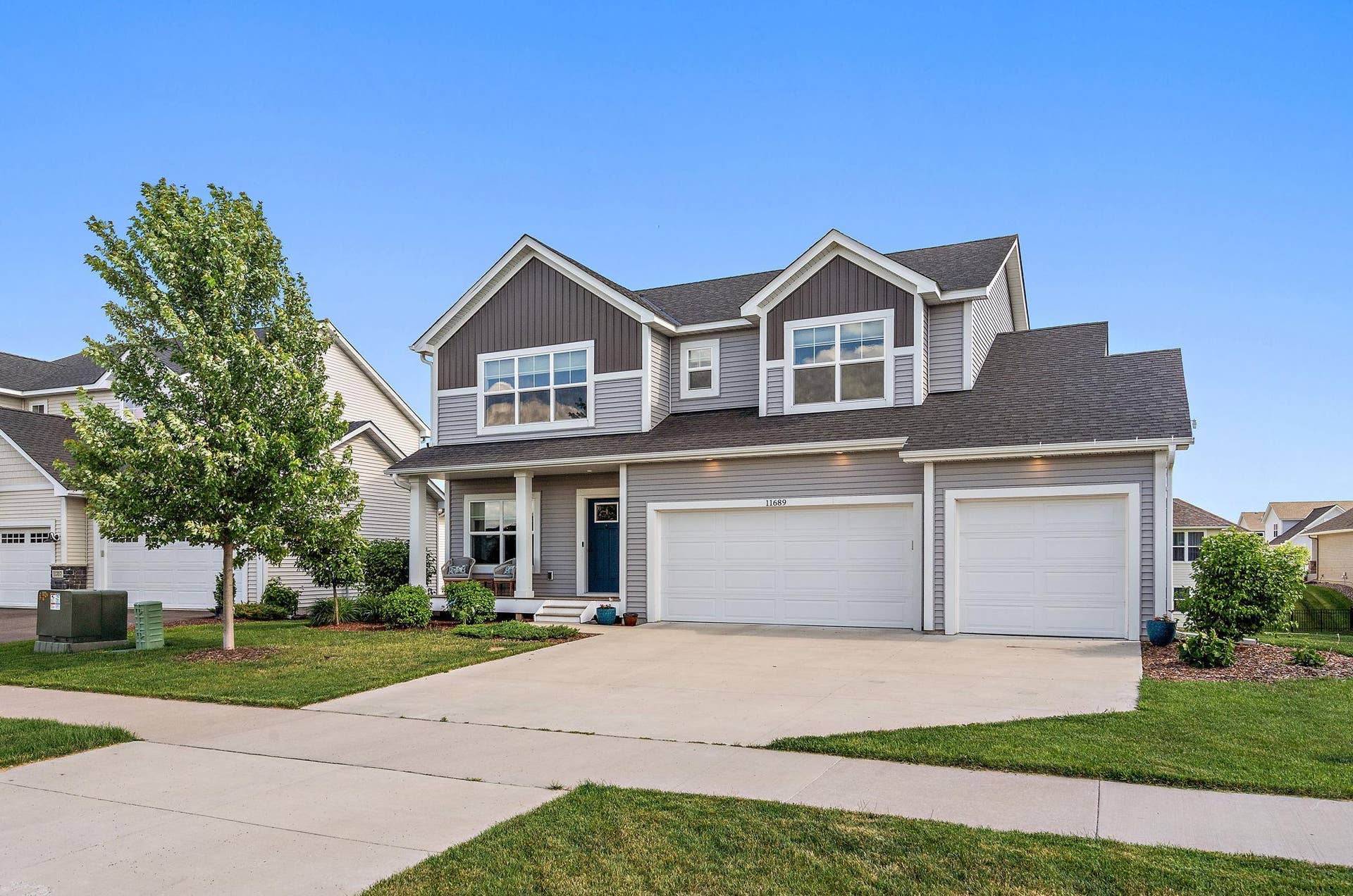 Welcome to 11689 35th St. N. Lake Elmo!