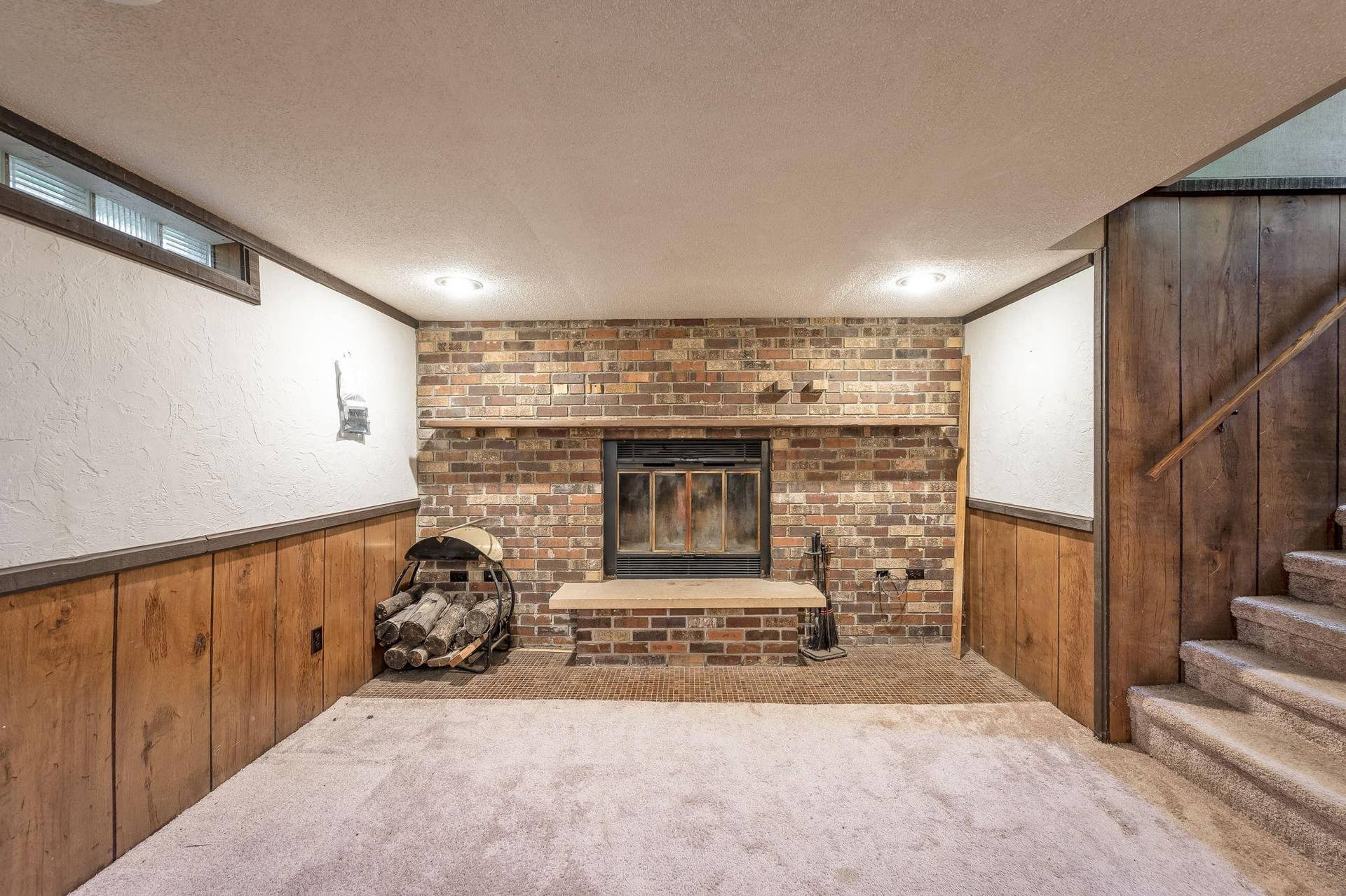 305 Maywood Avenue, Eagle Lake, MN 56024 305 Maywood Ave Eagle Lake-30.jpg