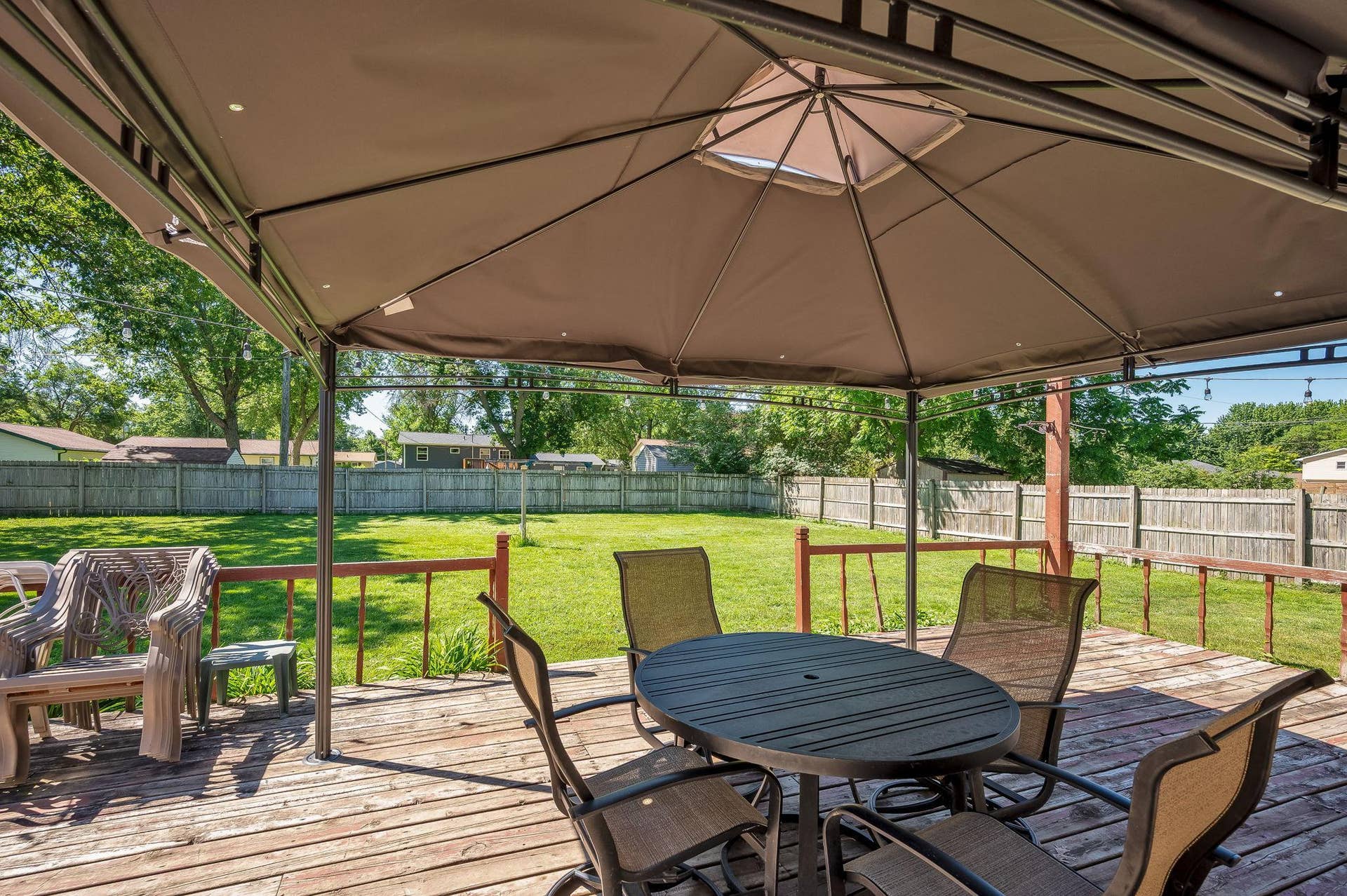 305 Maywood Avenue, Eagle Lake, MN 56024 305 Maywood Ave Eagle Lake-6.jpg