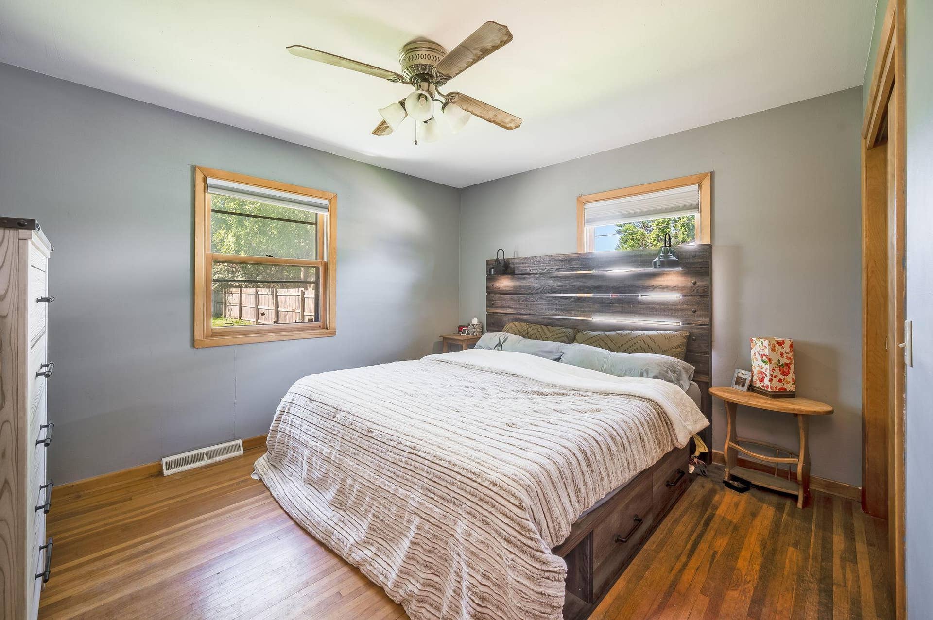 305 Maywood Avenue, Eagle Lake, MN 56024 305 Maywood Ave Eagle Lake-20.jpg