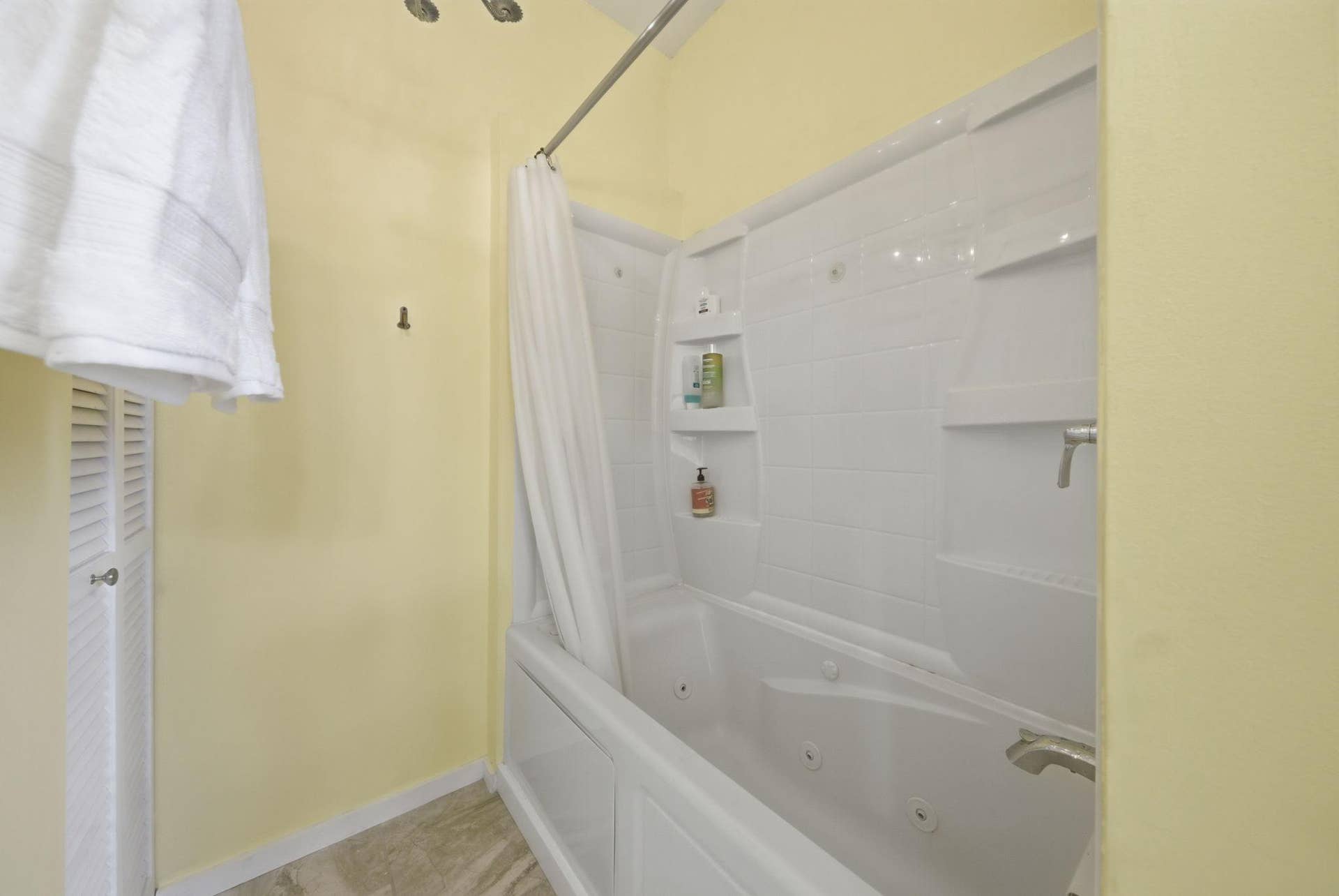 168 College Avenue W, #2, 91, Saint Paul, MN 55102 23-web-or-mls-5-print-IMG_0022.jpg