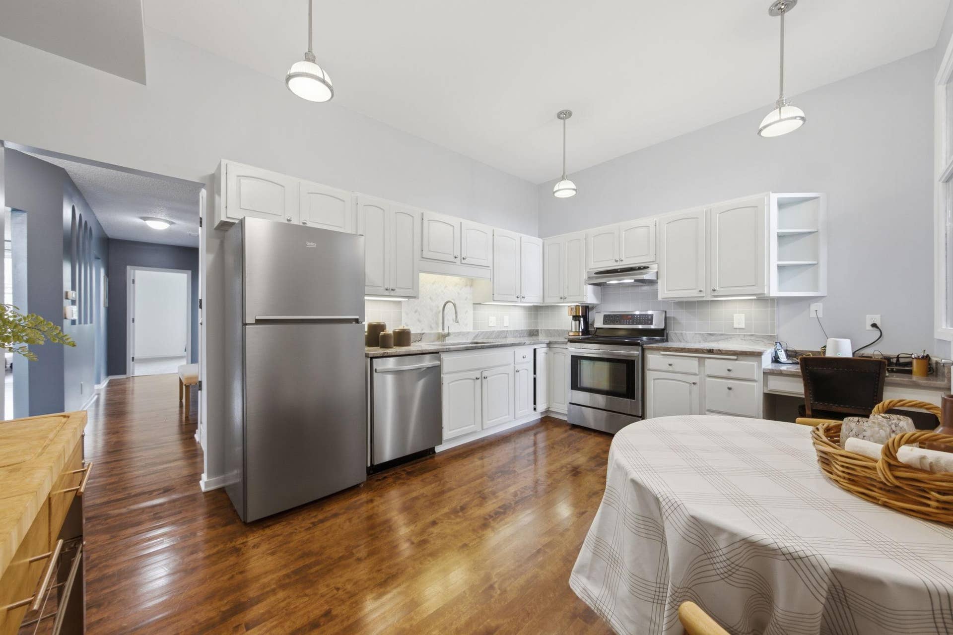 168 College Avenue W, #2, 91, Saint Paul, MN 55102 25-web-or-mls-7-print-IMG_0032.jpg