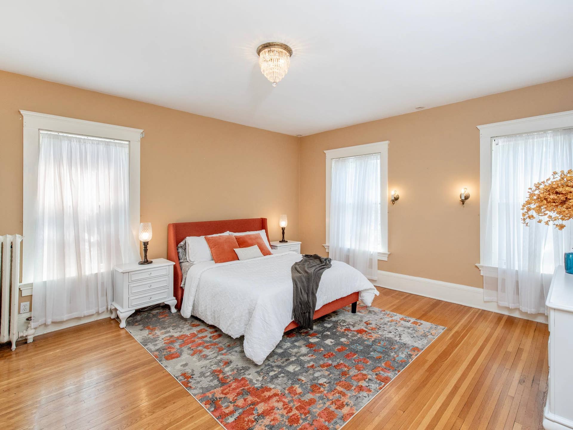 661 Fairmount Avenue, 100, Saint Paul, MN 55105 One of many generous-sized bedrooms on the second level