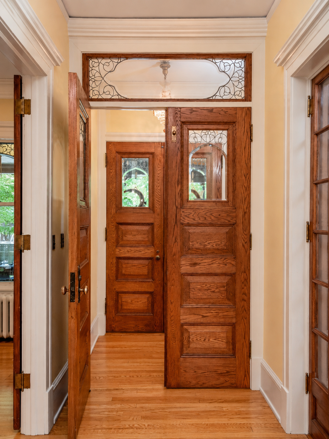 661 Fairmount Avenue, 100, Saint Paul, MN 55105 Double doors with Art Nouveau leaded glass windows and transom