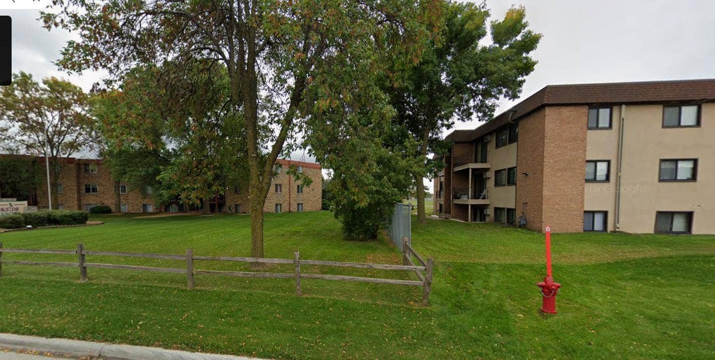 1300 67th Avenue N, Brooklyn Center, MN 55430 1300