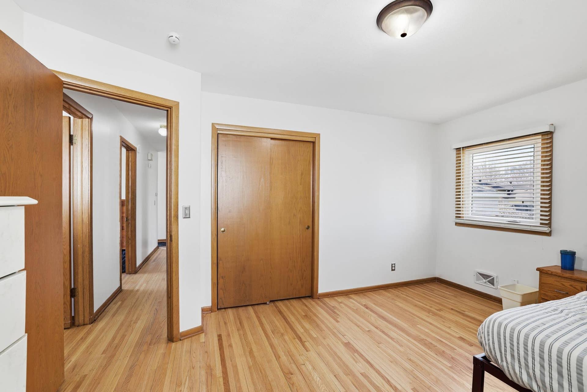 6925 Halifax Avenue N, Brooklyn Center, MN 55429 Bedroom 3 on Main Level.jpg