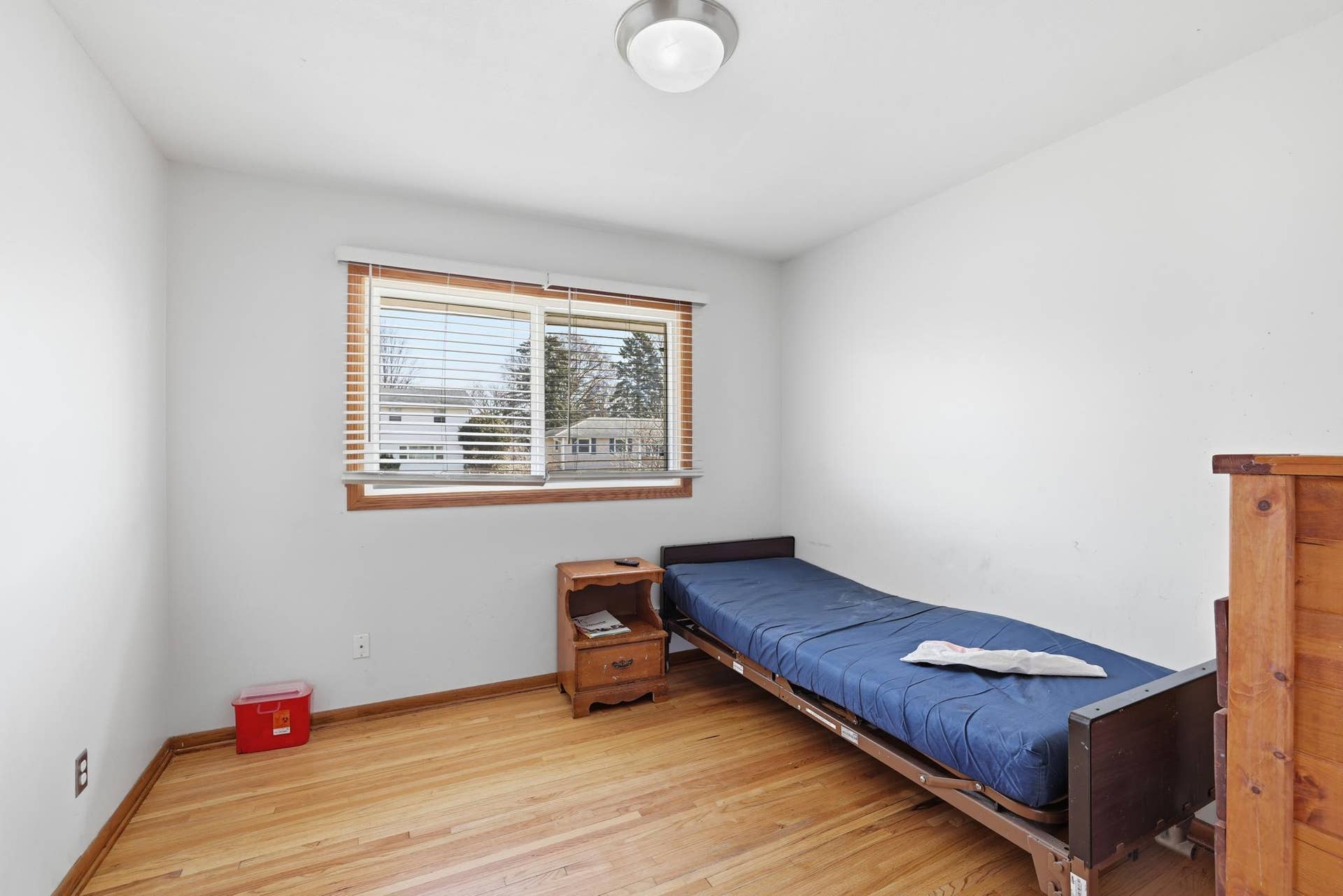 6925 Halifax Avenue N, Brooklyn Center, MN 55429 Bedroom 1 on Main Level.jpg