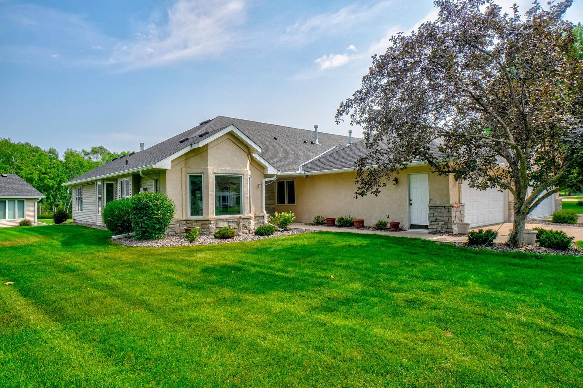 2611 Parkview Drive, White Bear Lake, MN 55110 2611 Parkview Drive-3.jpg