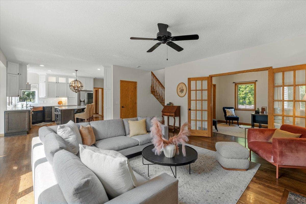 794 Interlachen Draw, Woodbury, MN 55125 794 Interlachen Draw, Woodbury, MN 55125