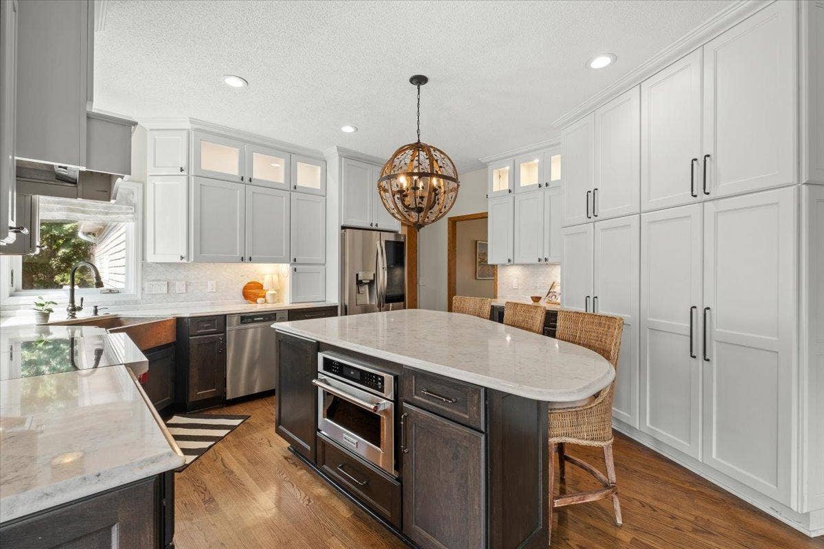 794 Interlachen Draw, Woodbury, MN 55125 794 Interlachen Draw, Woodbury, MN 55125
