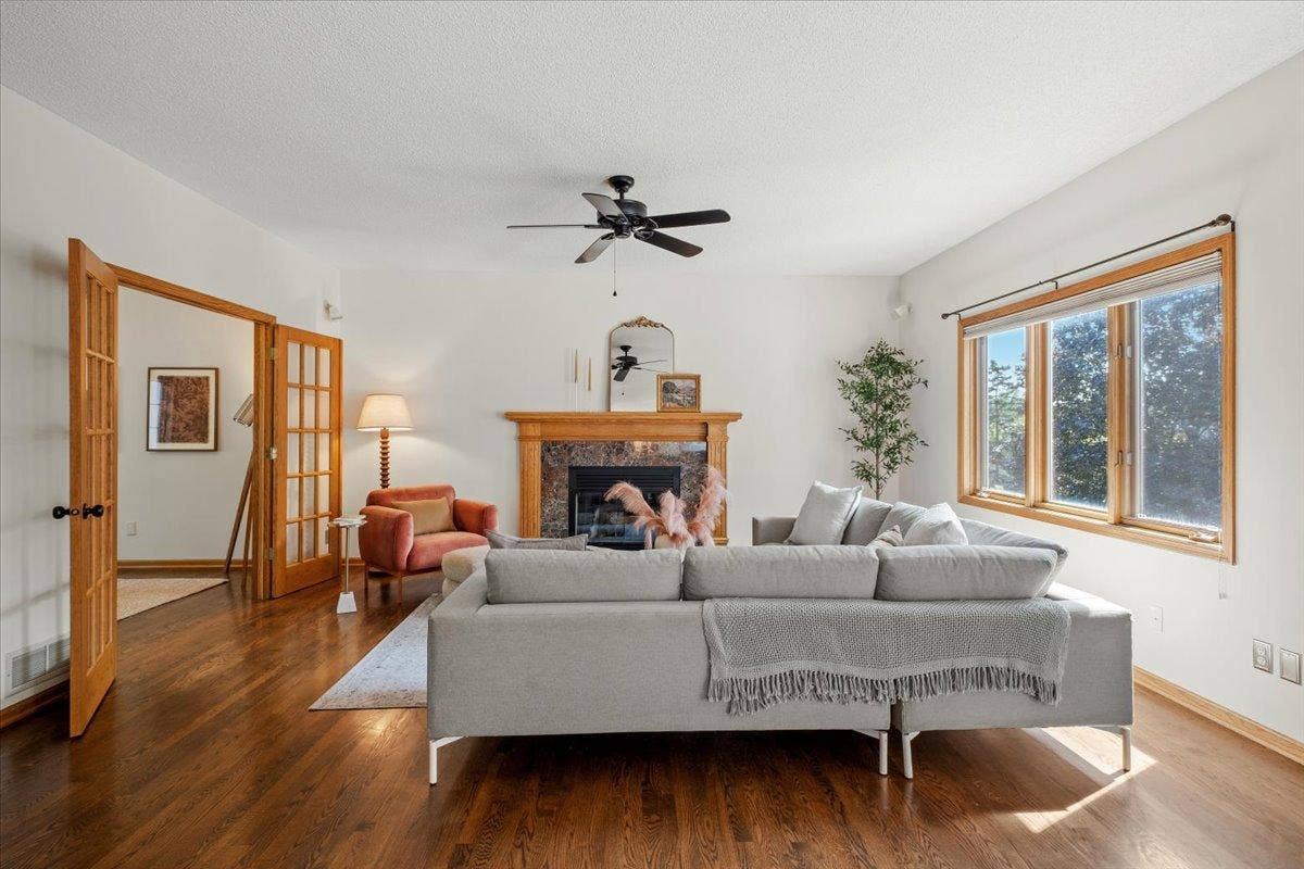 794 Interlachen Draw, Woodbury, MN 55125 794 Interlachen Draw, Woodbury, MN 55125