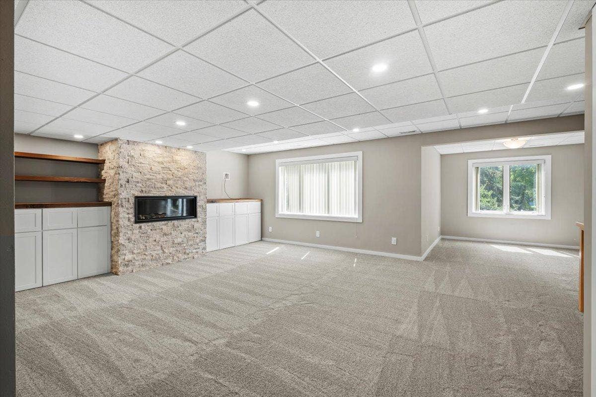 794 Interlachen Draw, Woodbury, MN 55125 794 Interlachen Draw, Woodbury, MN 55125