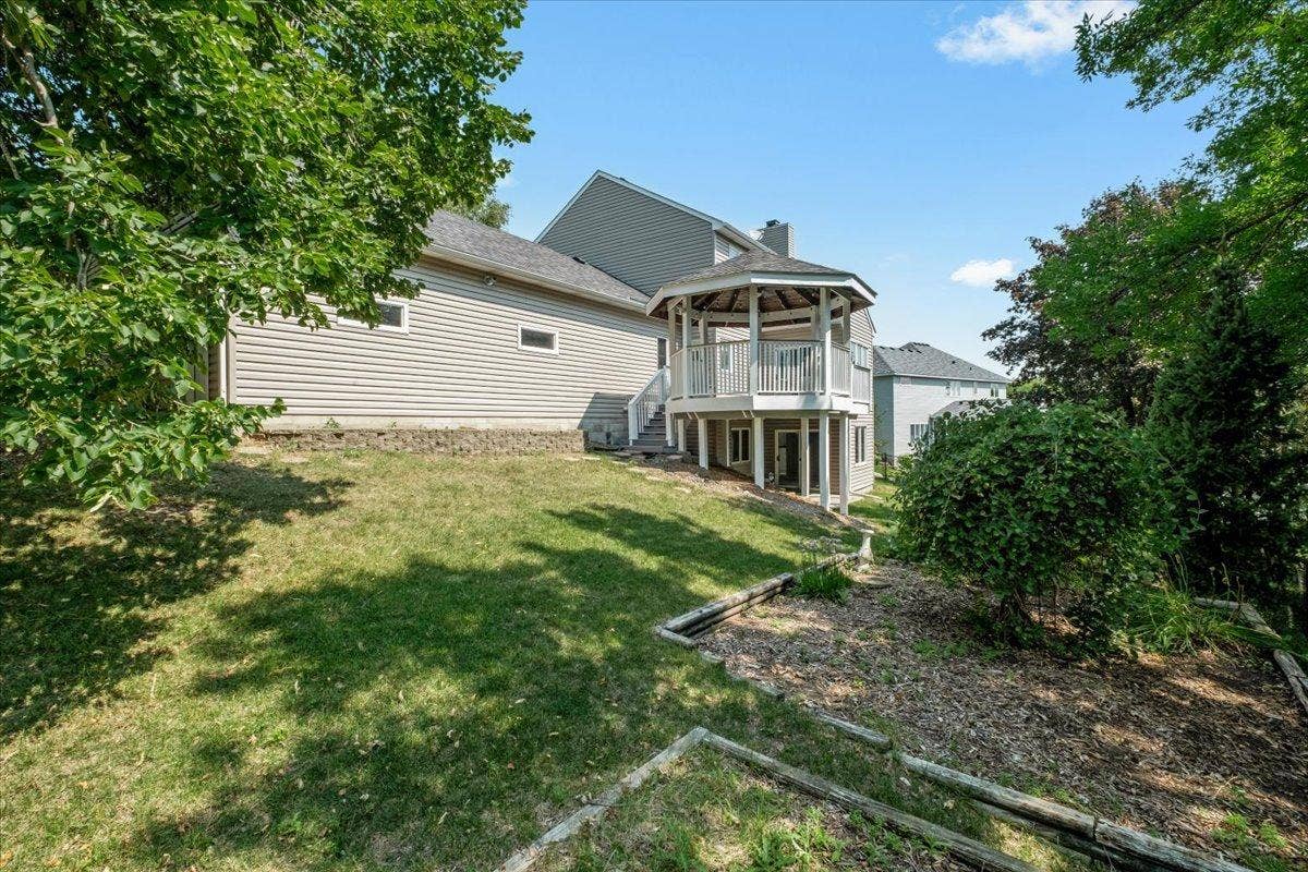 794 Interlachen Draw, Woodbury, MN 55125 794 Interlachen Draw, Woodbury, MN 55125