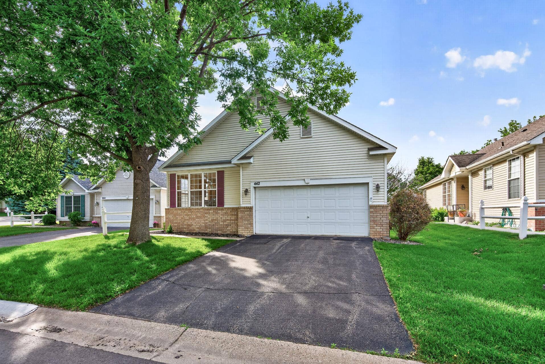 442 Meadowood Lane, Burnsville, MN 55337 34_442_Meadowood3 (1)_mls.jpg