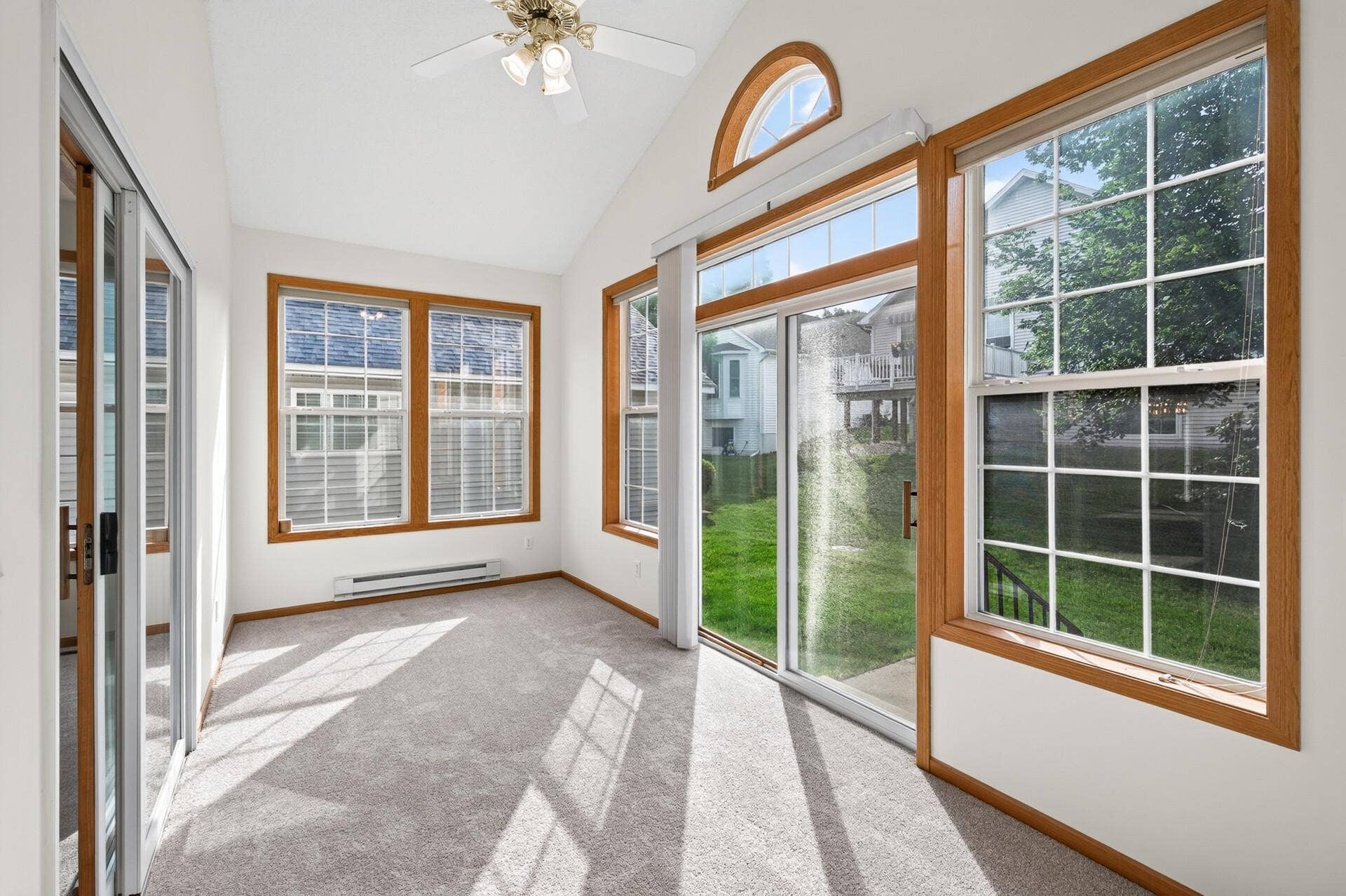 442 Meadowood Lane, Burnsville, MN 55337 39_442_Meadowood8 (1)_mls.jpg