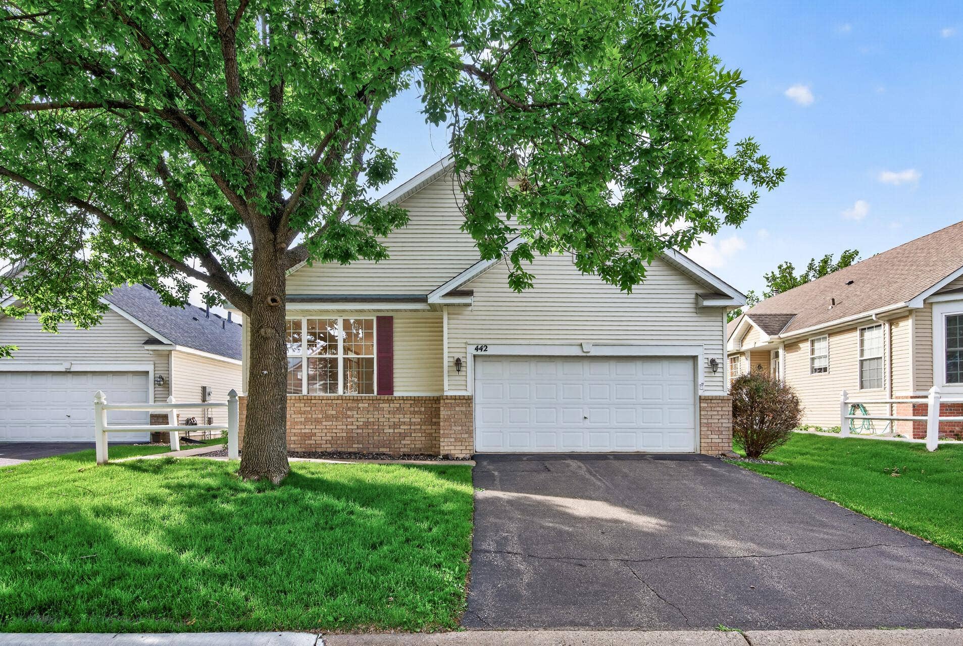 442 Meadowood Lane, Burnsville, MN 55337 33_442_Meadowood2 (1)_mls.jpg