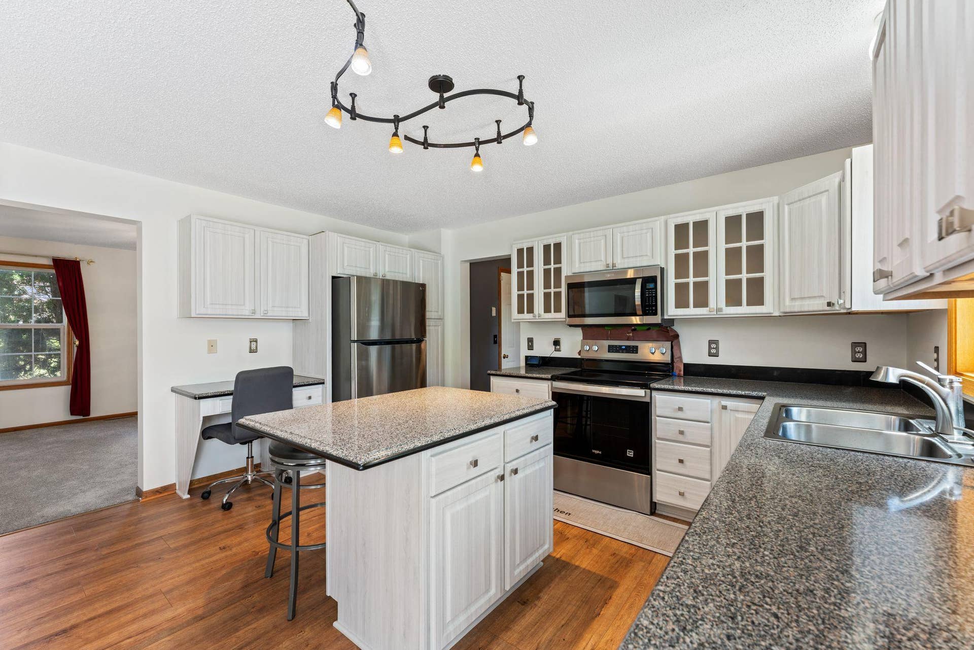 3309 Carnation Avenue N, Brooklyn Park, MN 55443 14_14.jpg