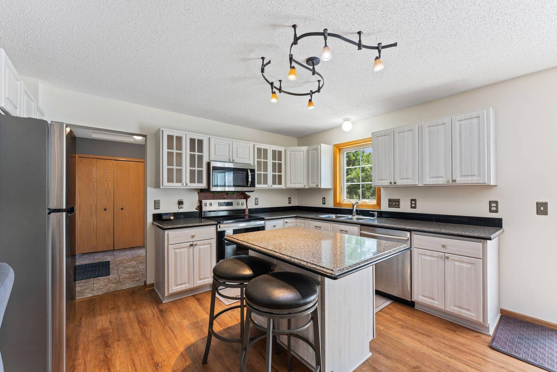 3309 Carnation Avenue N, Brooklyn Park, MN 55443 13_13.jpg